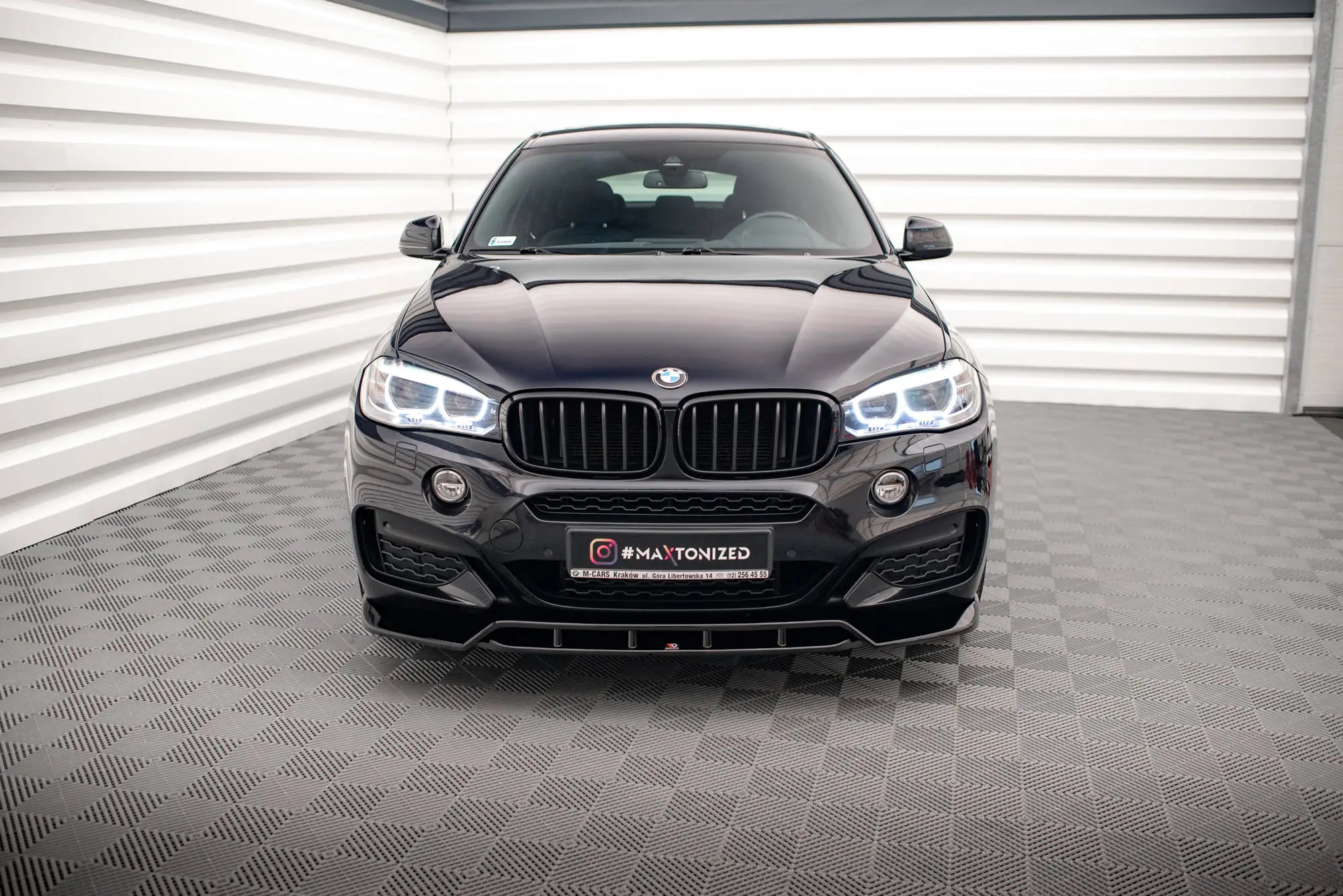 Frontspoiler BMW X6 (F16) M-Pakke 2014 - 2019 | V.2 Glossy Black Edition