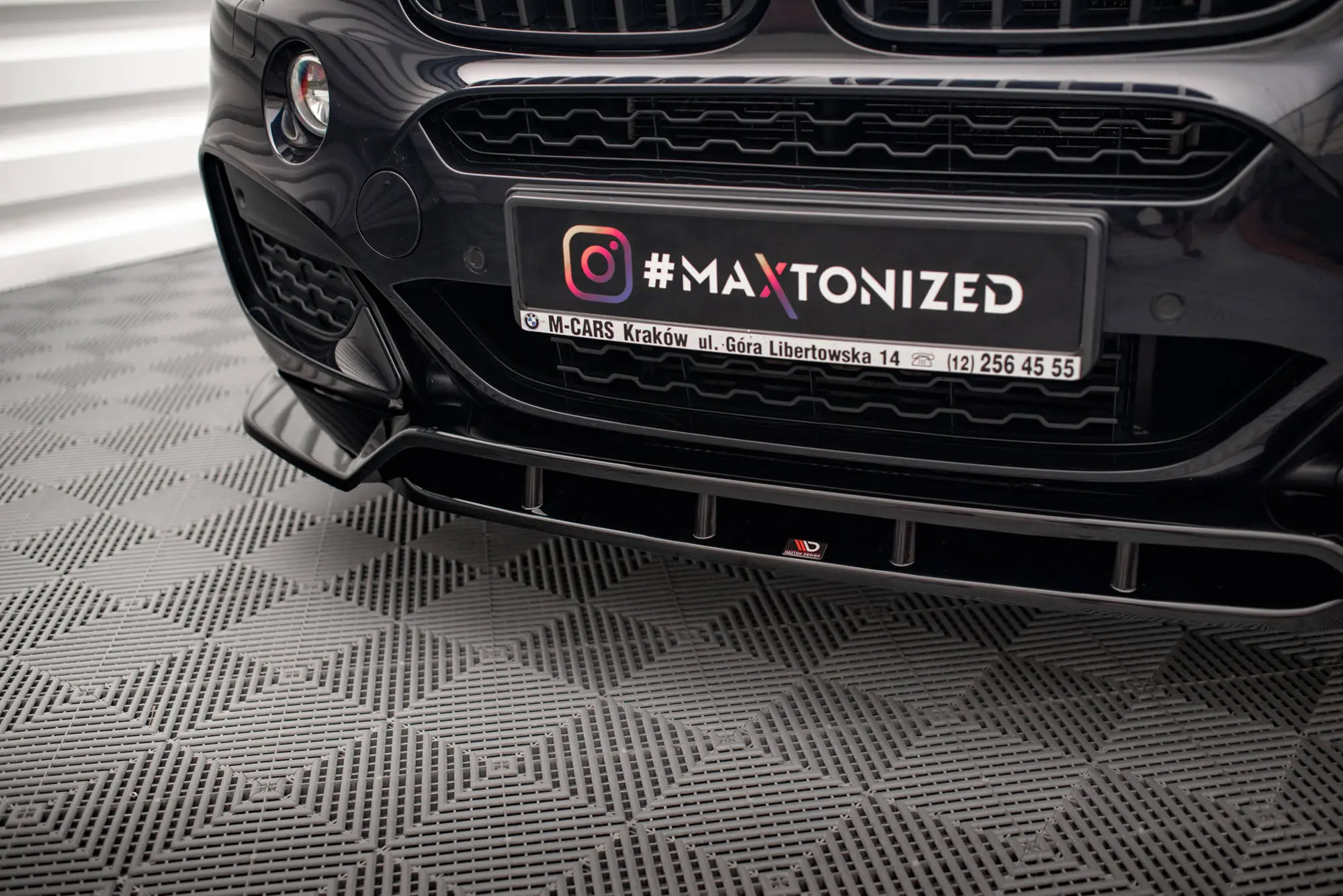 Frontspoiler BMW X6 (F16) M-Pakke 2014 - 2019 | V.2 Glossy Black Edition – bilde 2