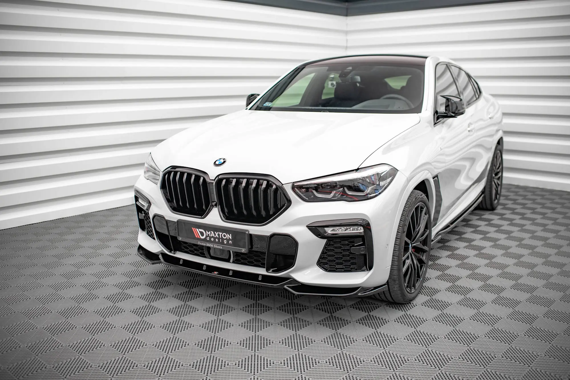 Frontspoiler BMW X6 (G06) M-Pakke 2019 - 2023 | Glossy Black Edition – bilde 4