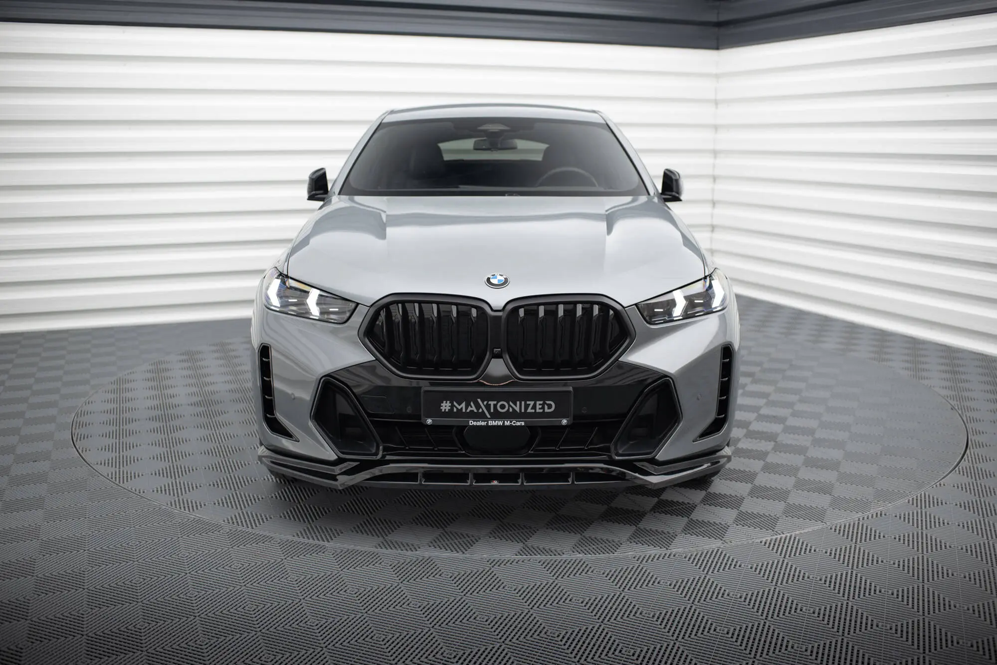 Frontspoiler BMW X6 (G06) M-Pakke Facelift 2023 -> | V.1 Glossy Black Edition – bilde 4