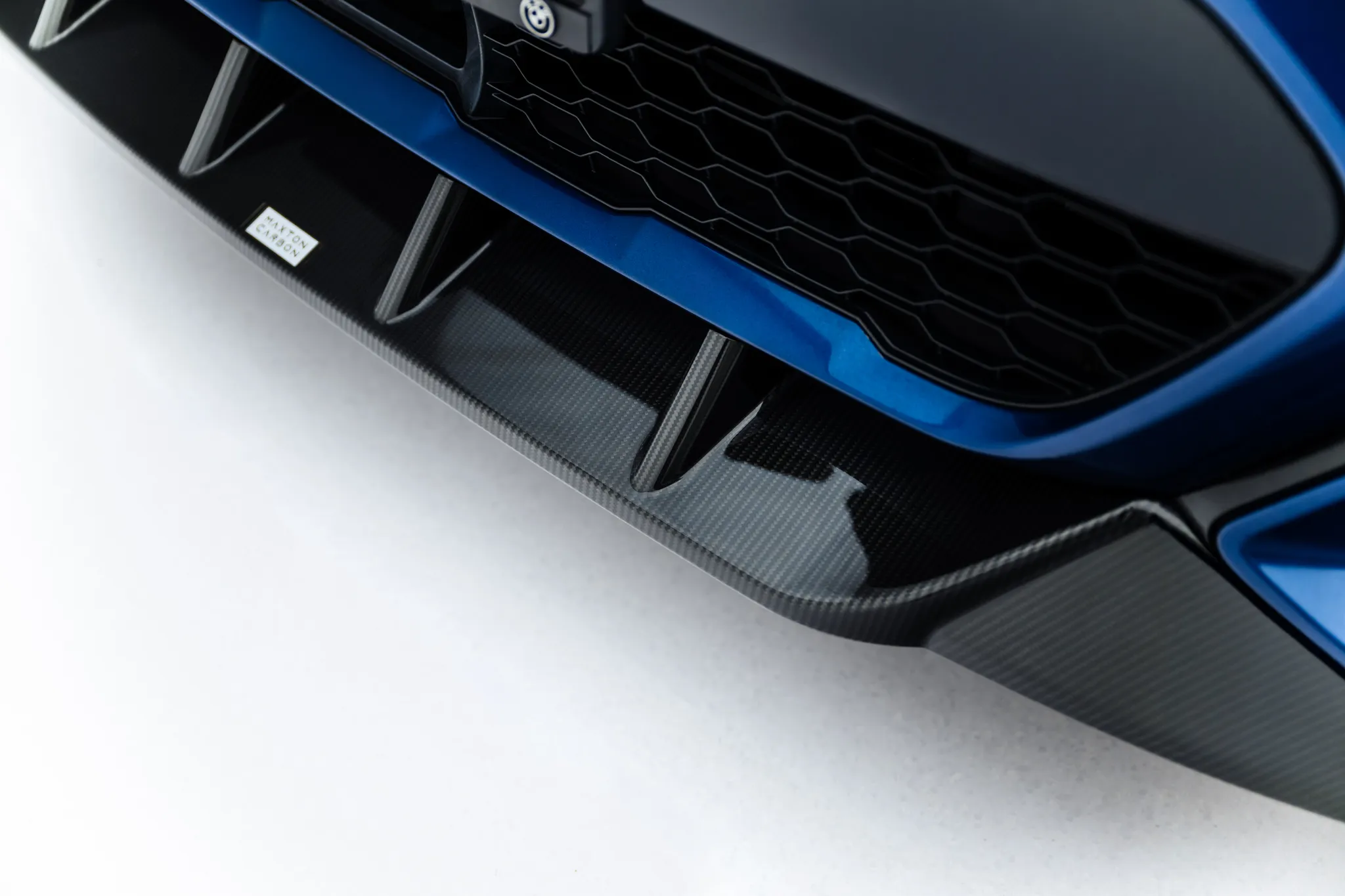 Frontspoiler BMW X7 (G07) 2018-2026 | Carbon Fiber Edition – bilde 5