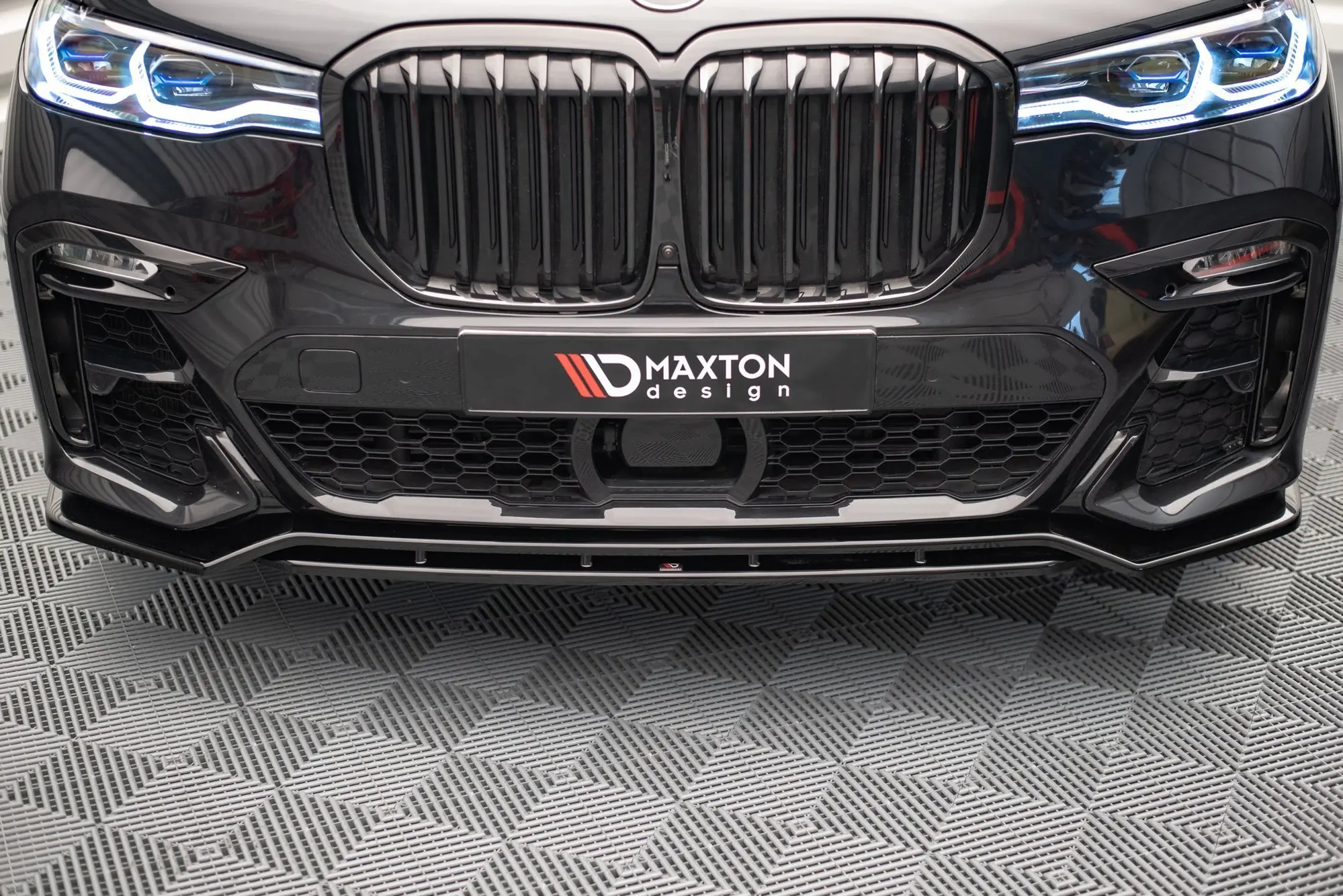 Frontspoiler BMW X7 M (G07) 2018 - 2022 | V.1 Glossy Black Edition