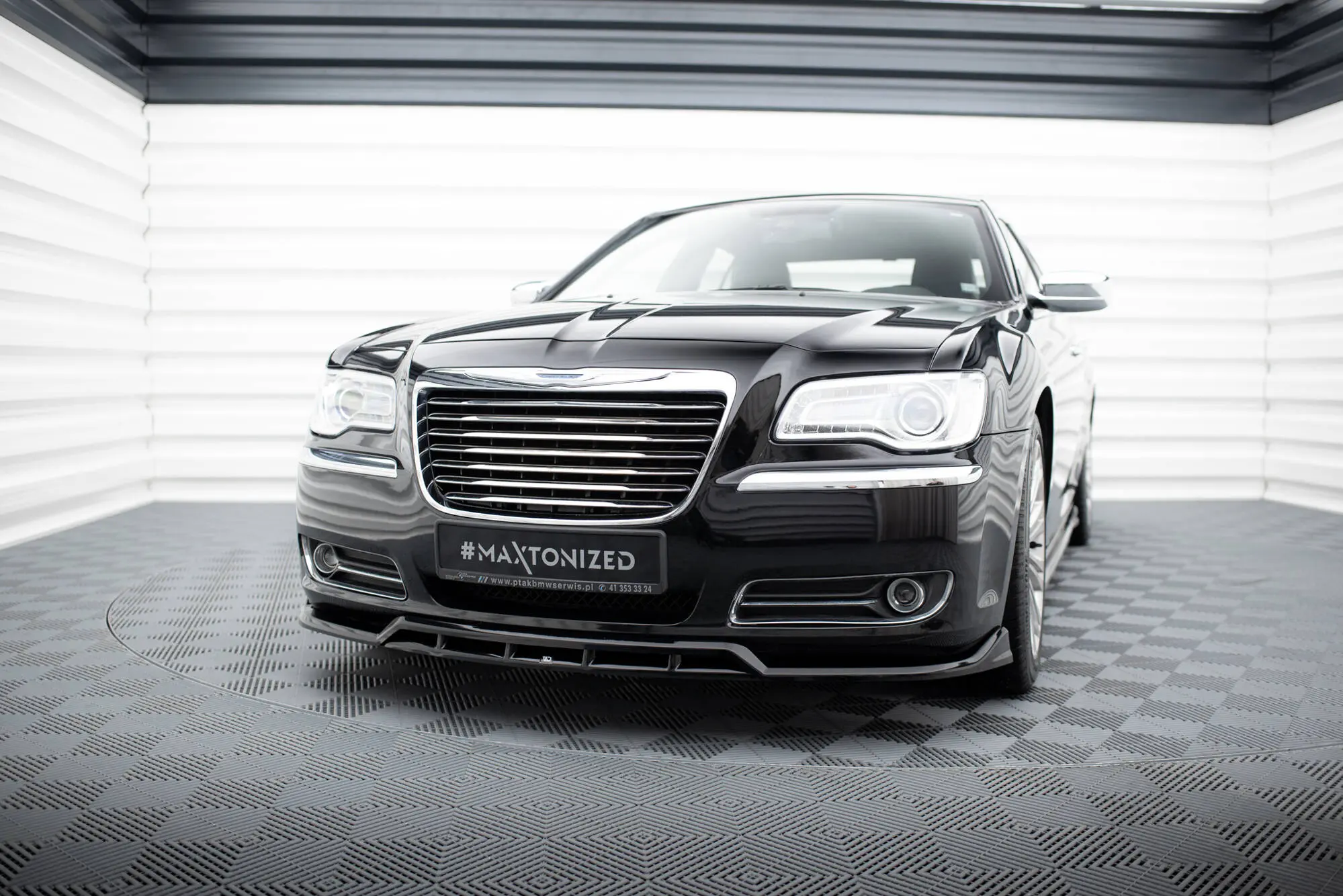 Frontspoiler Chrysler 300 II 2011 - 2014 | Glossy Black Edition – bilde 4