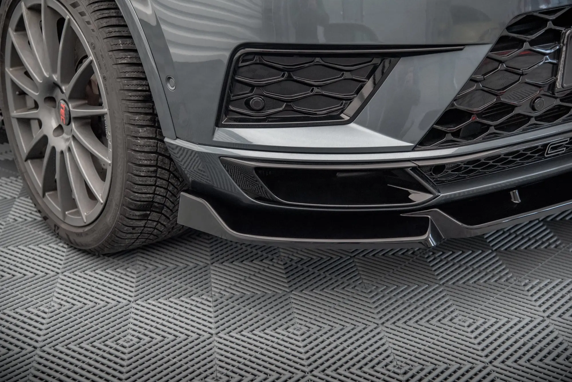 Frontspoiler Cupra Ateca 2018 - 2023 | V.1 Glossy Black Edition – bilde 5
