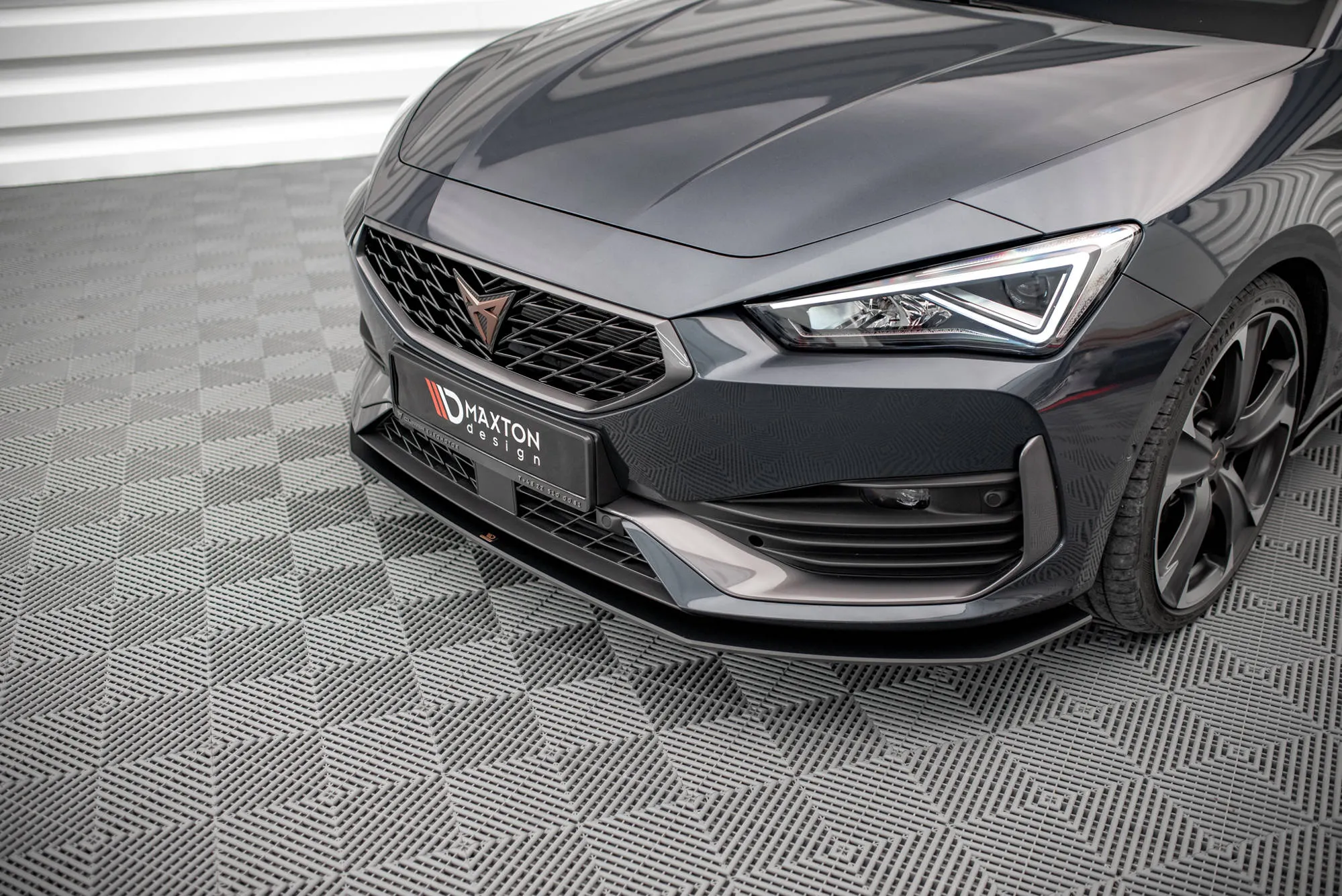 Frontspoiler Cupra Leon 2020-> | Street Pro Black Edition – bilde 2