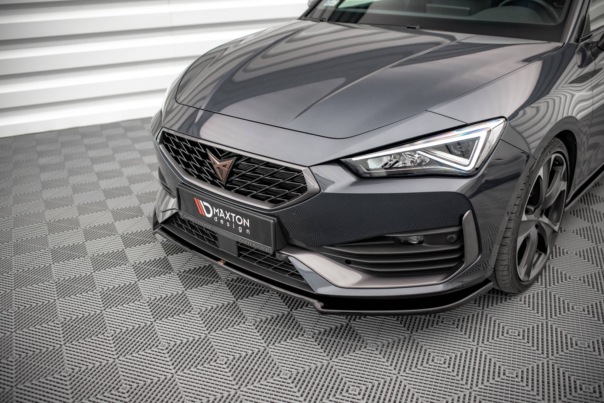 Frontspoiler Cupra Leon 2020->| V.2 Glossy Black Edition – bilde 3