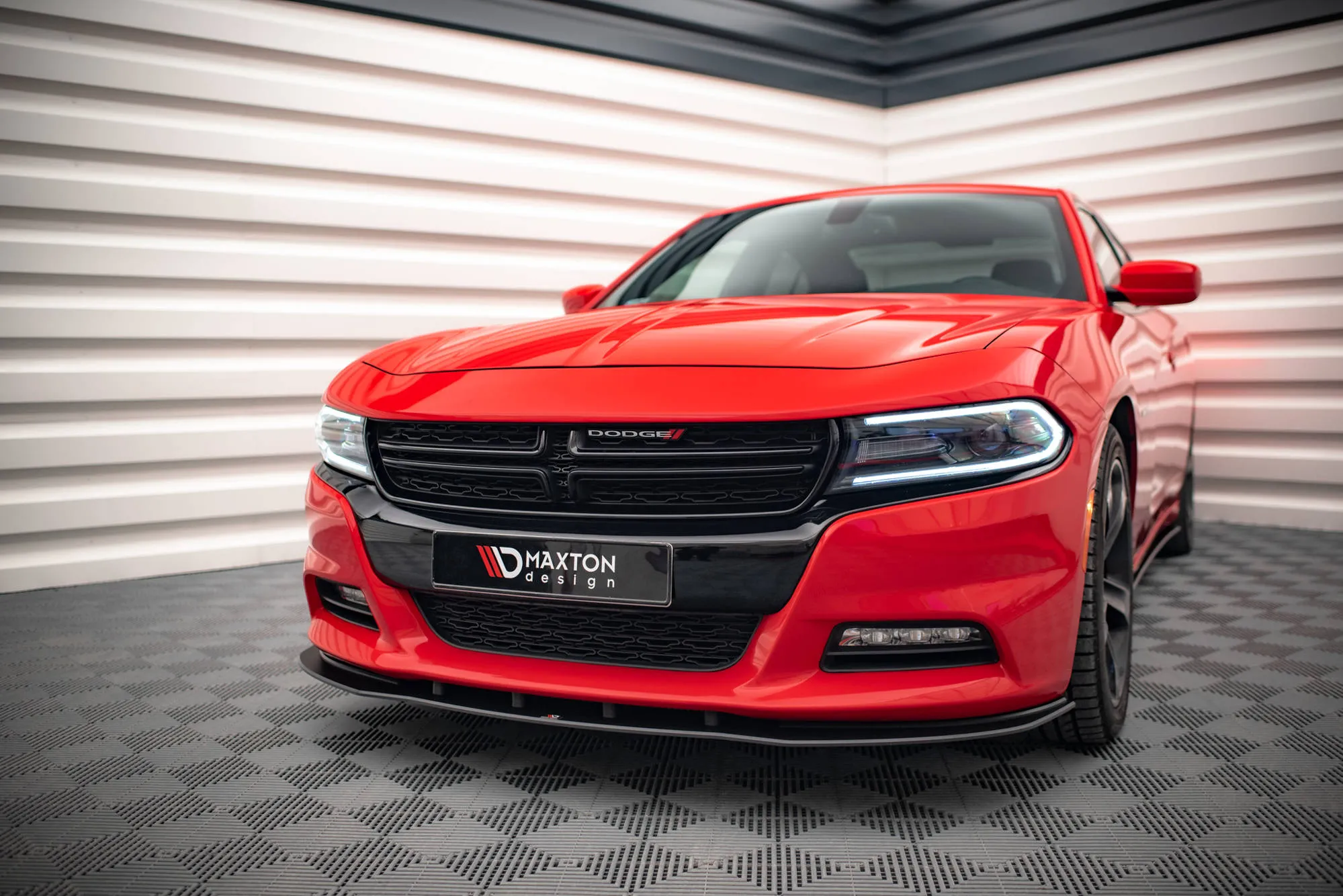 Frontspoiler Dodge Charger RT mk7 Facelift 2014-> | Street Pro Black Edition – bilde 4