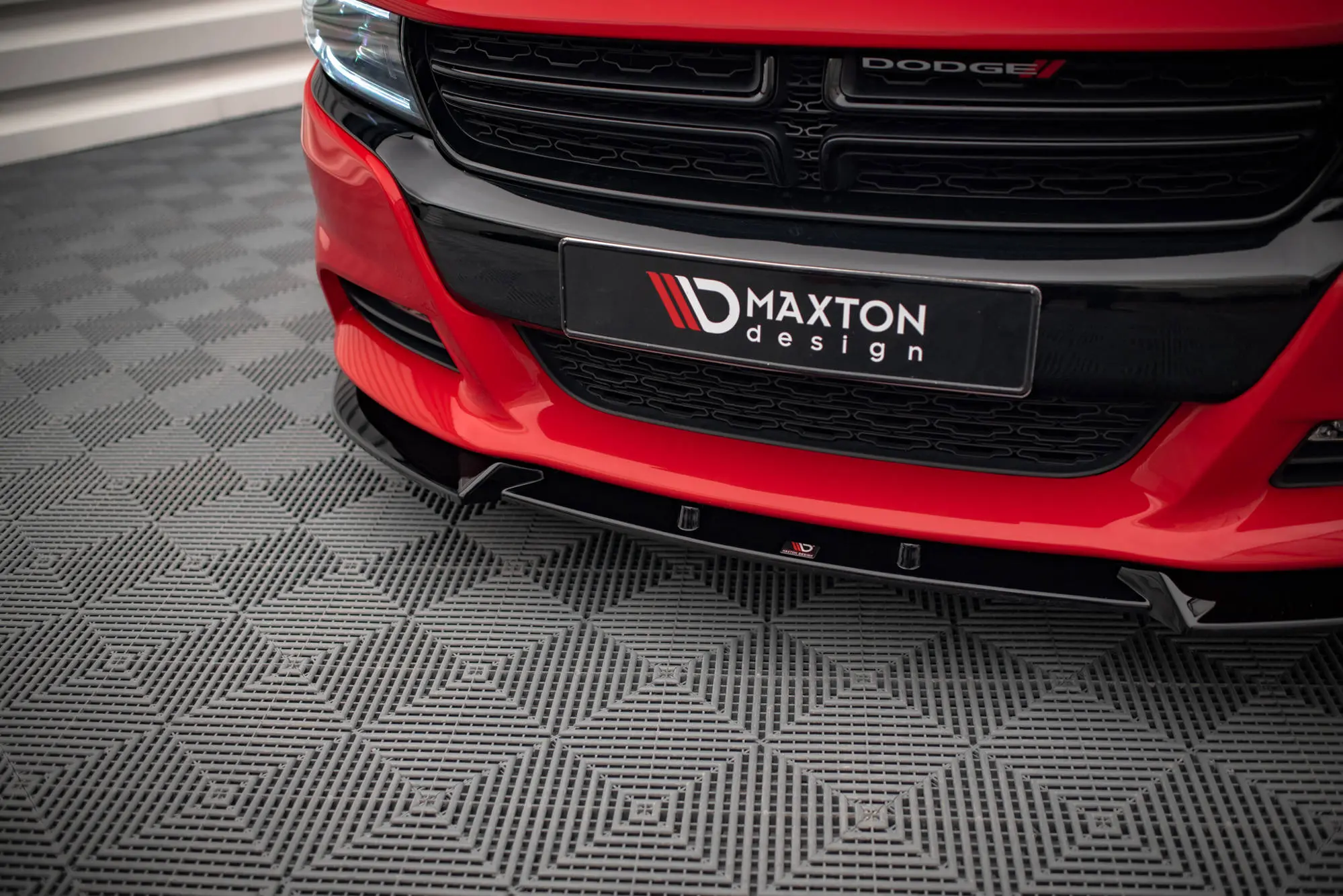Frontspoiler Dodge Charger RT mk7 Facelift 2014-> | V.1 Glossy Black Edition