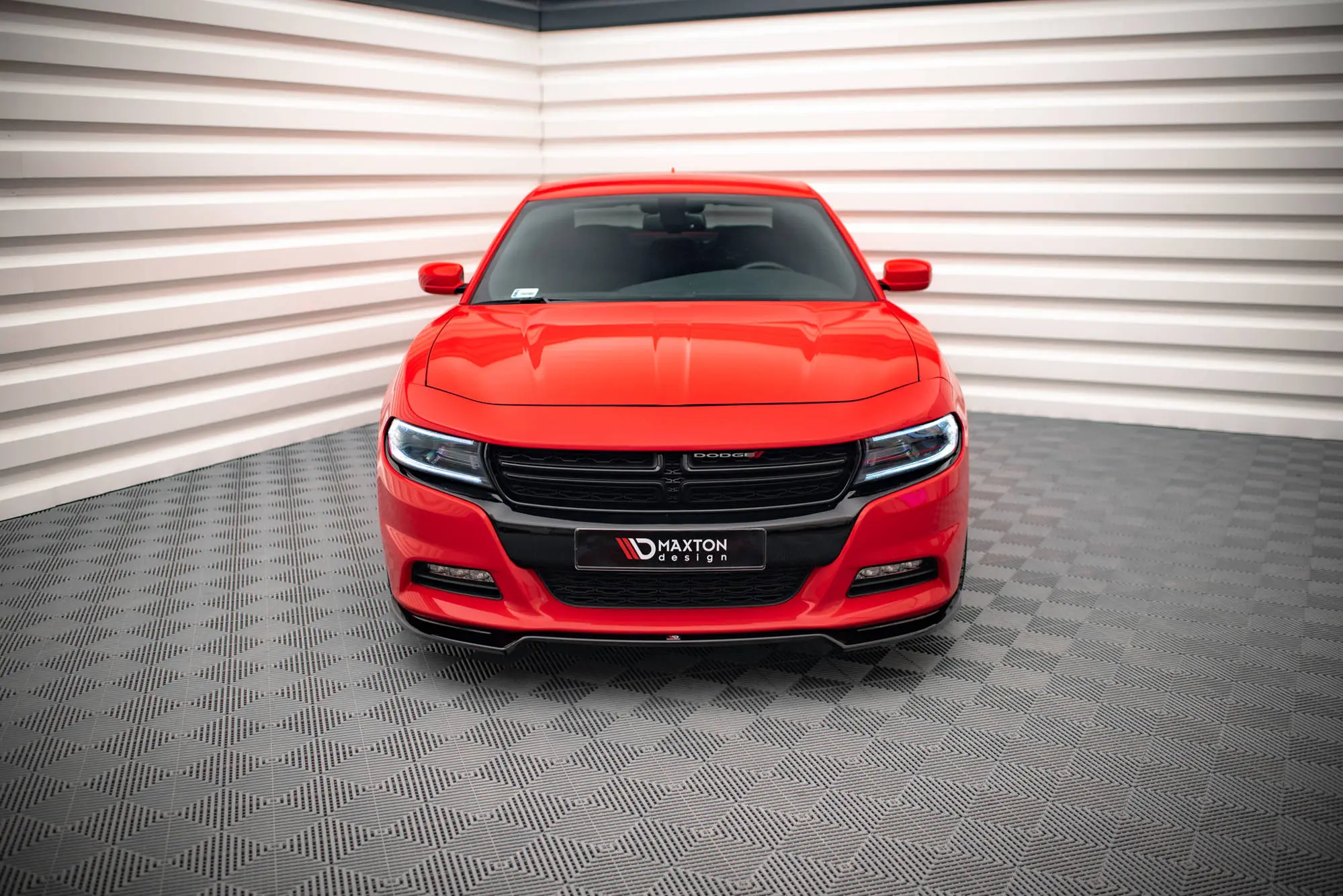 Frontspoiler Dodge Charger RT mk7 Facelift 2014-> | V.2 Glossy Black Edition