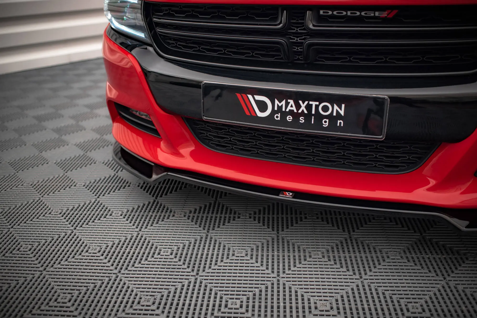 Frontspoiler Dodge Charger RT mk7 Facelift 2014-> | V.2 Glossy Black Edition – bilde 3