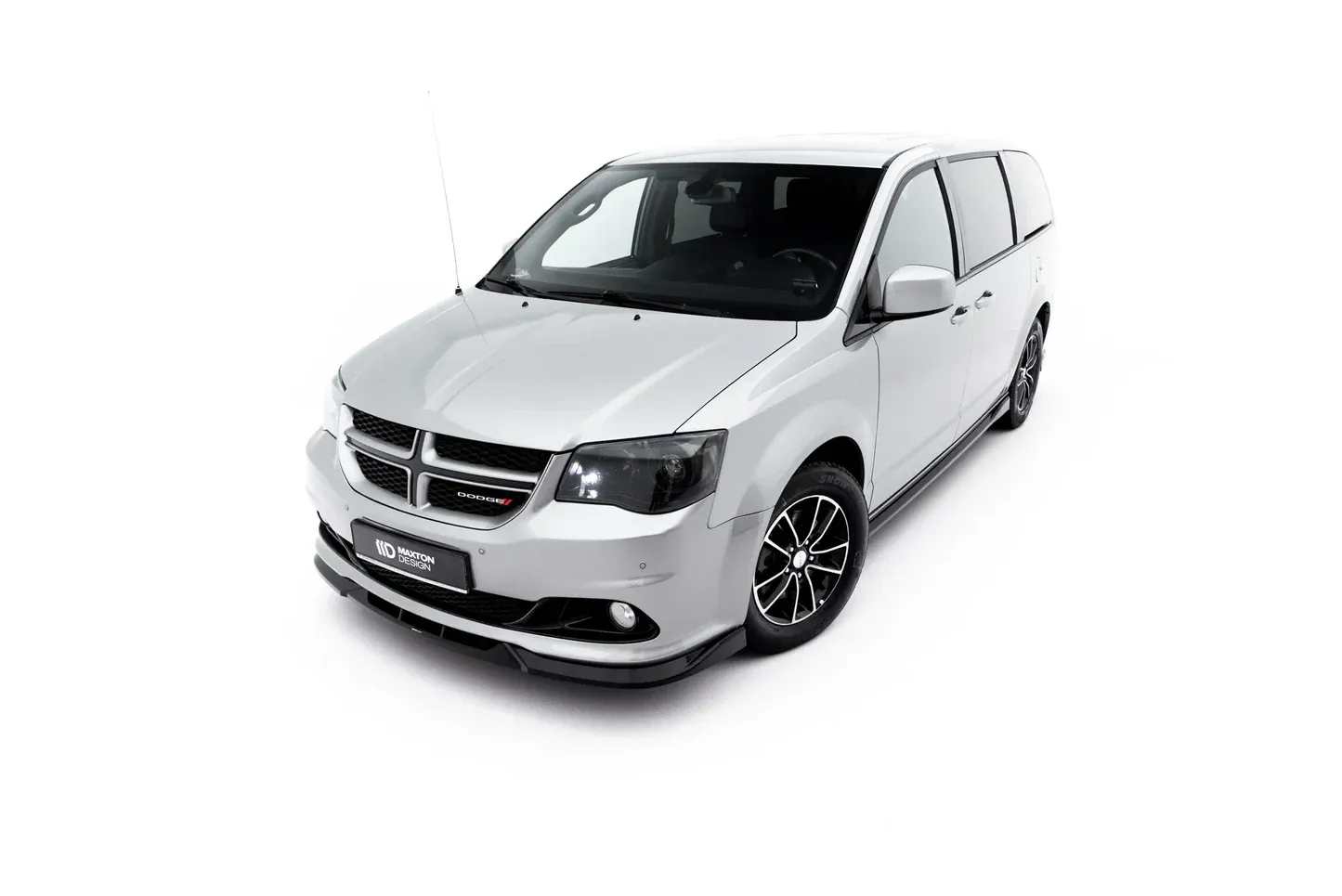 Frontspoiler Dodge Grand Caravan V Facelift 2010 - 2020 | Glossy Black Edition – bilde 4