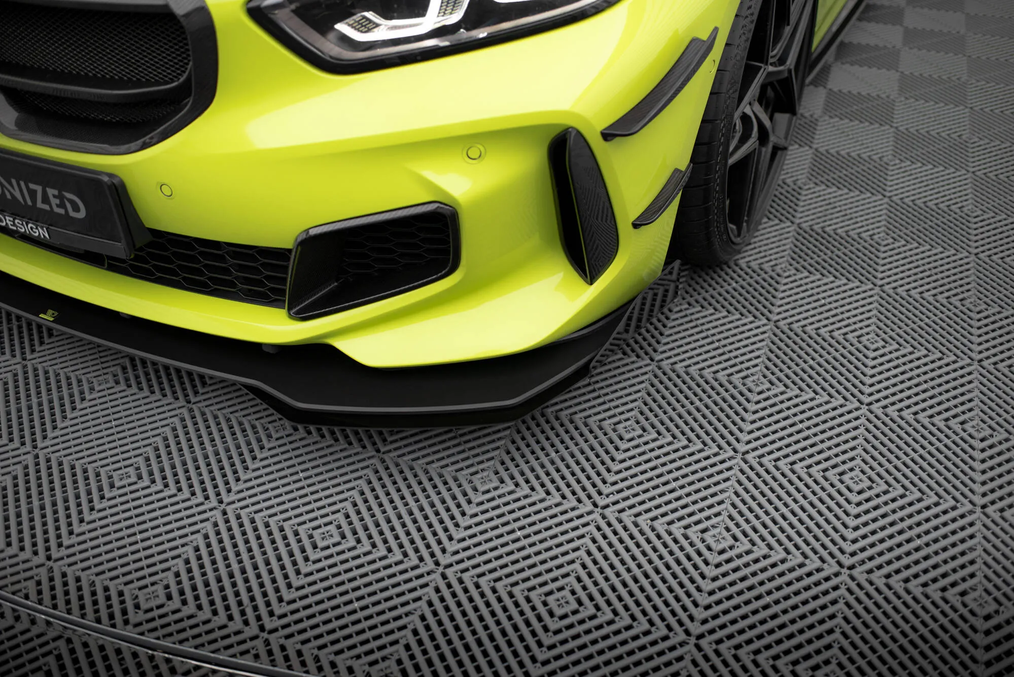 Frontspoiler + Flopper BMW 1 (F40) M-Pack / BMW M135i (F40) 2019 - 2024 | Street Pro Black Edition – bilde 3
