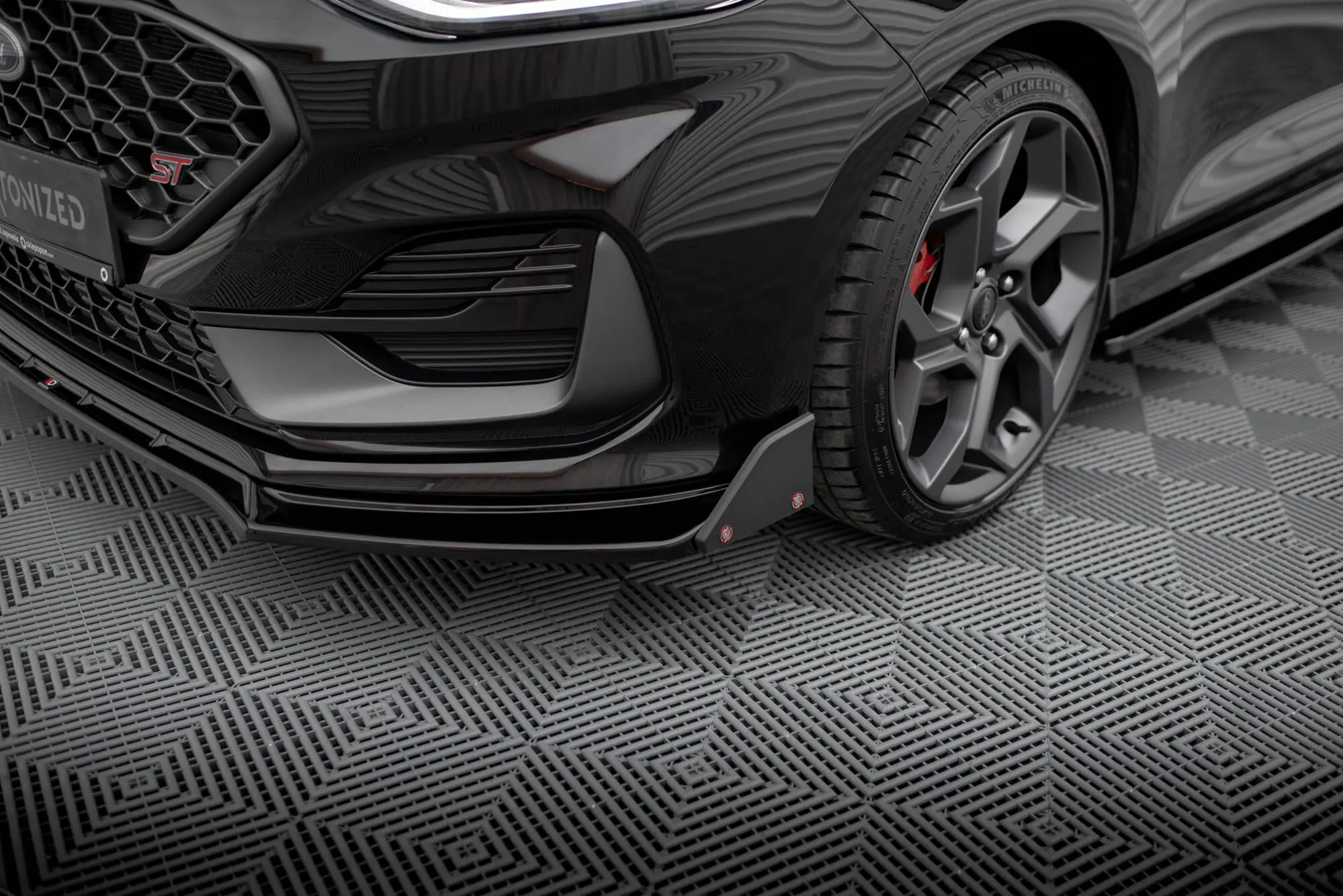Frontspoiler + flopper Ford Fiesta Mk7 ST Facelift 2021 - 2023 | V.4 Glossy Black Edition – bilde 4