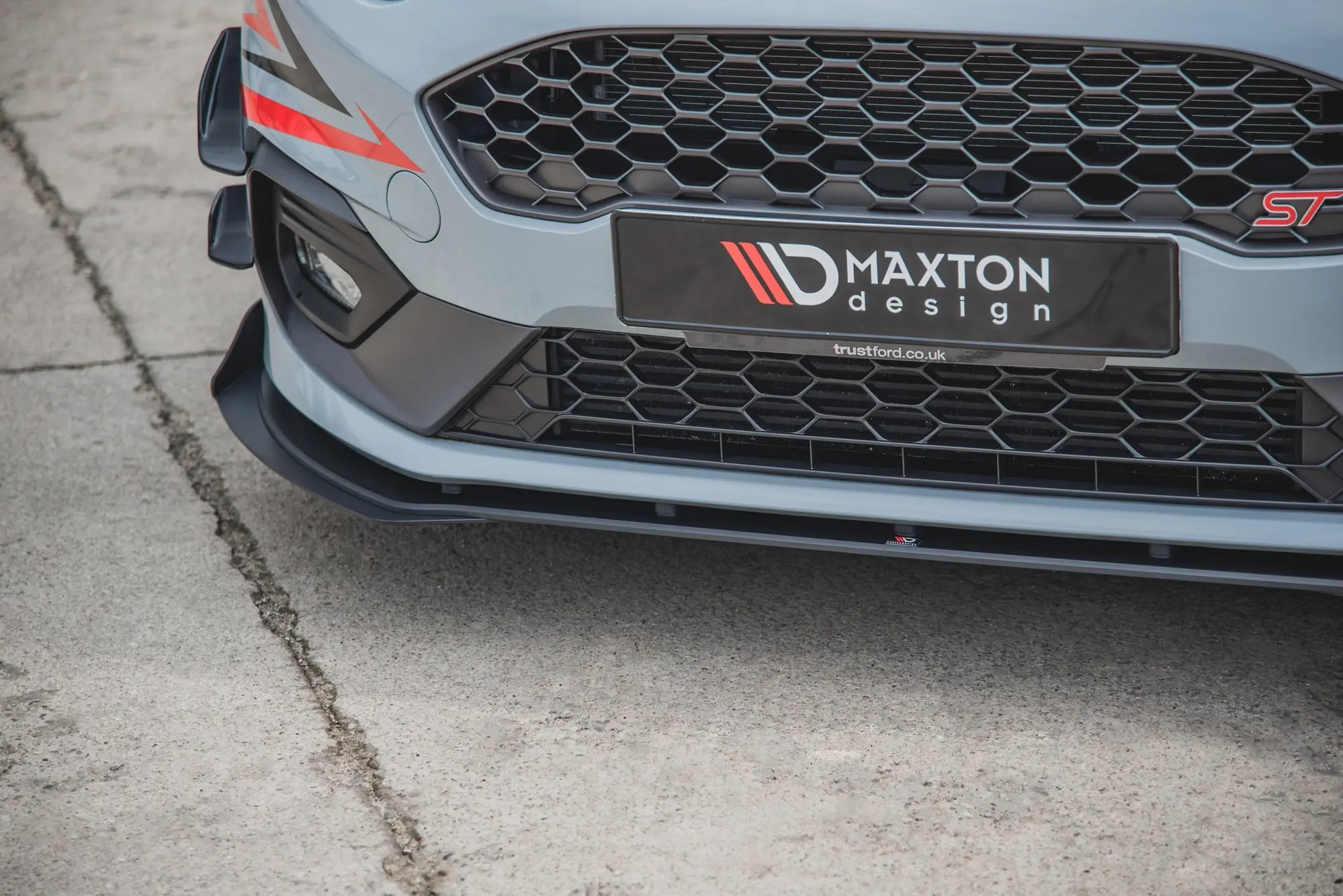 Frontspoiler + Flopper Ford Fiesta Mk7 ST / ST-Line 2016 - 2021 | Racing Durability Black Edition – bilde 6
