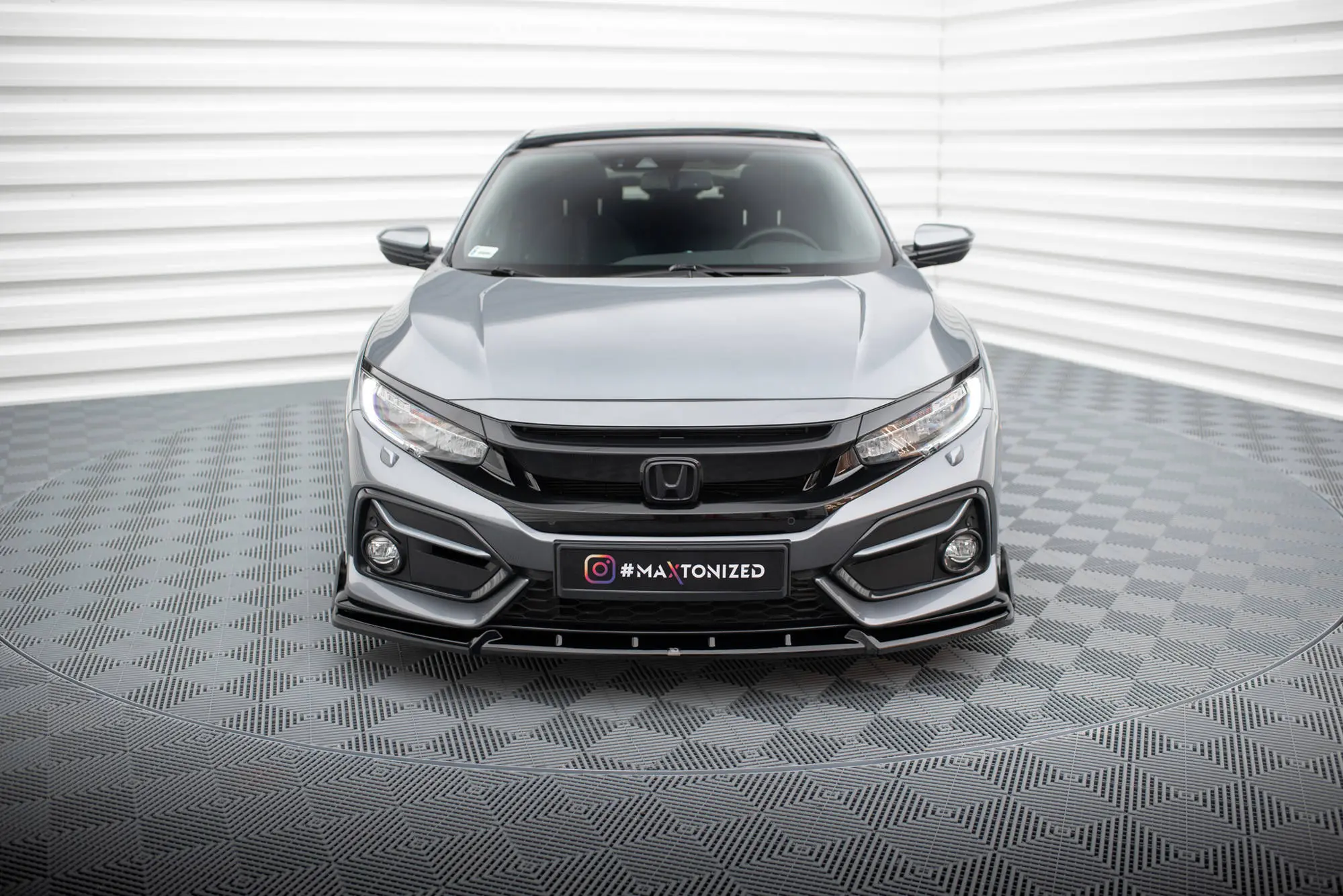 Frontspoiler + flopper Honda Civic Sport Mk10 2020-2023 | Glossy Black Edition – bilde 4