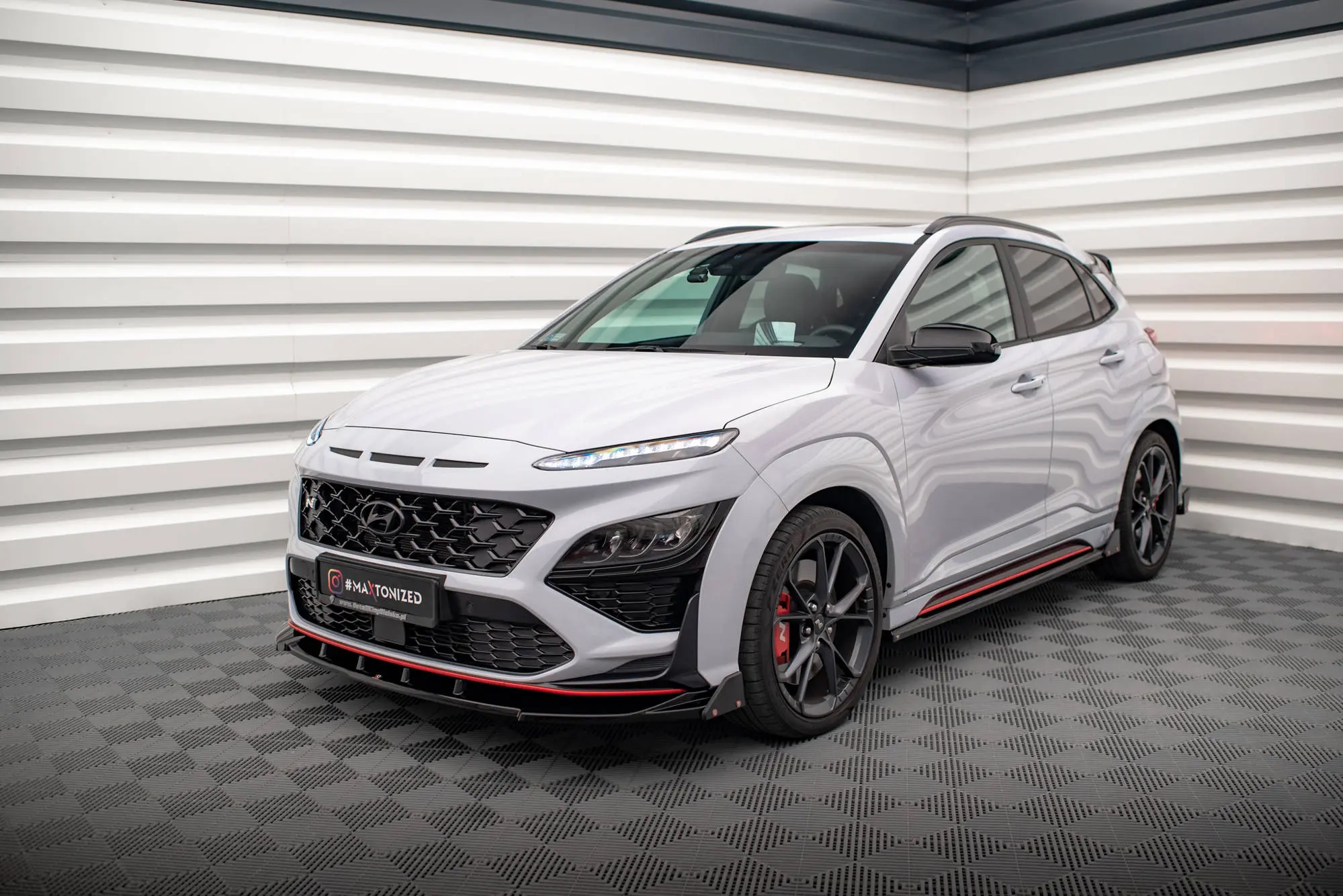 Frontspoiler + Flopper Hyundai Kona N 2021 - 2023 | V.2 Glossy Black Edition – bilde 4