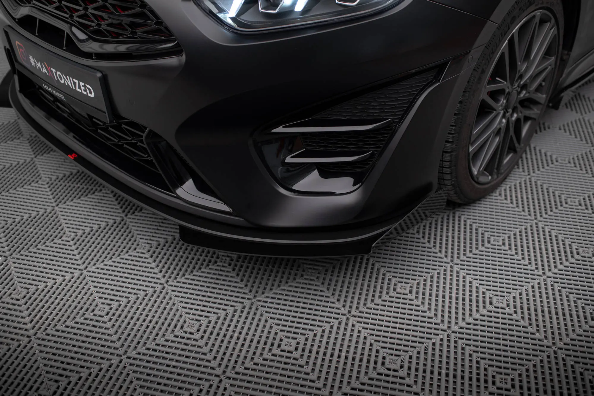 Frontspoiler + flopper Kia Proceed GT facelift 2021 - > | Street Pro Black Edition – bilde 6