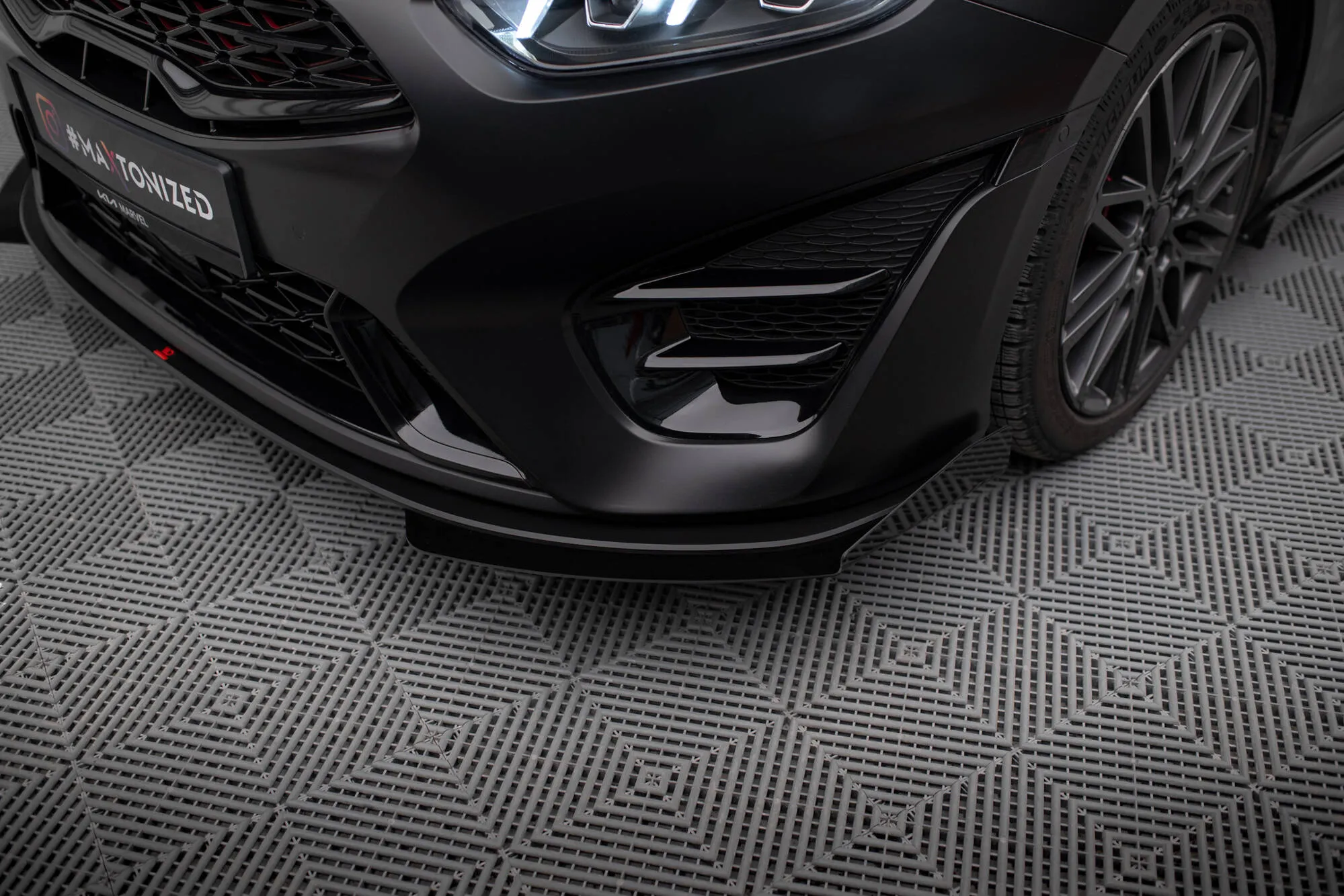 Frontspoiler + Flopper Kia Proceed GT facelift 2021 - > | Street Pro Black Edition – bilde 5