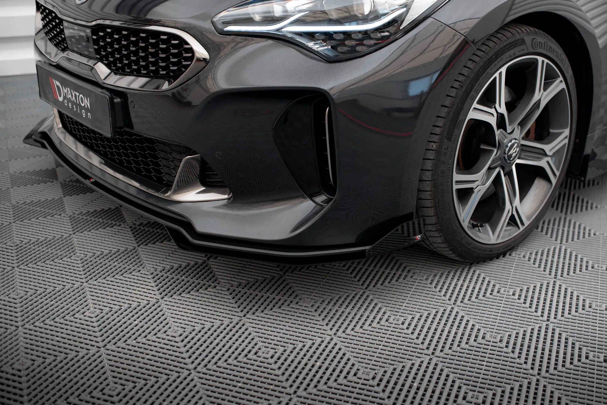 Frontspoiler + Flopper Kia Stinger GT / GT-Line 2017 - 2023 | Street Pro Black Edition – bilde 3