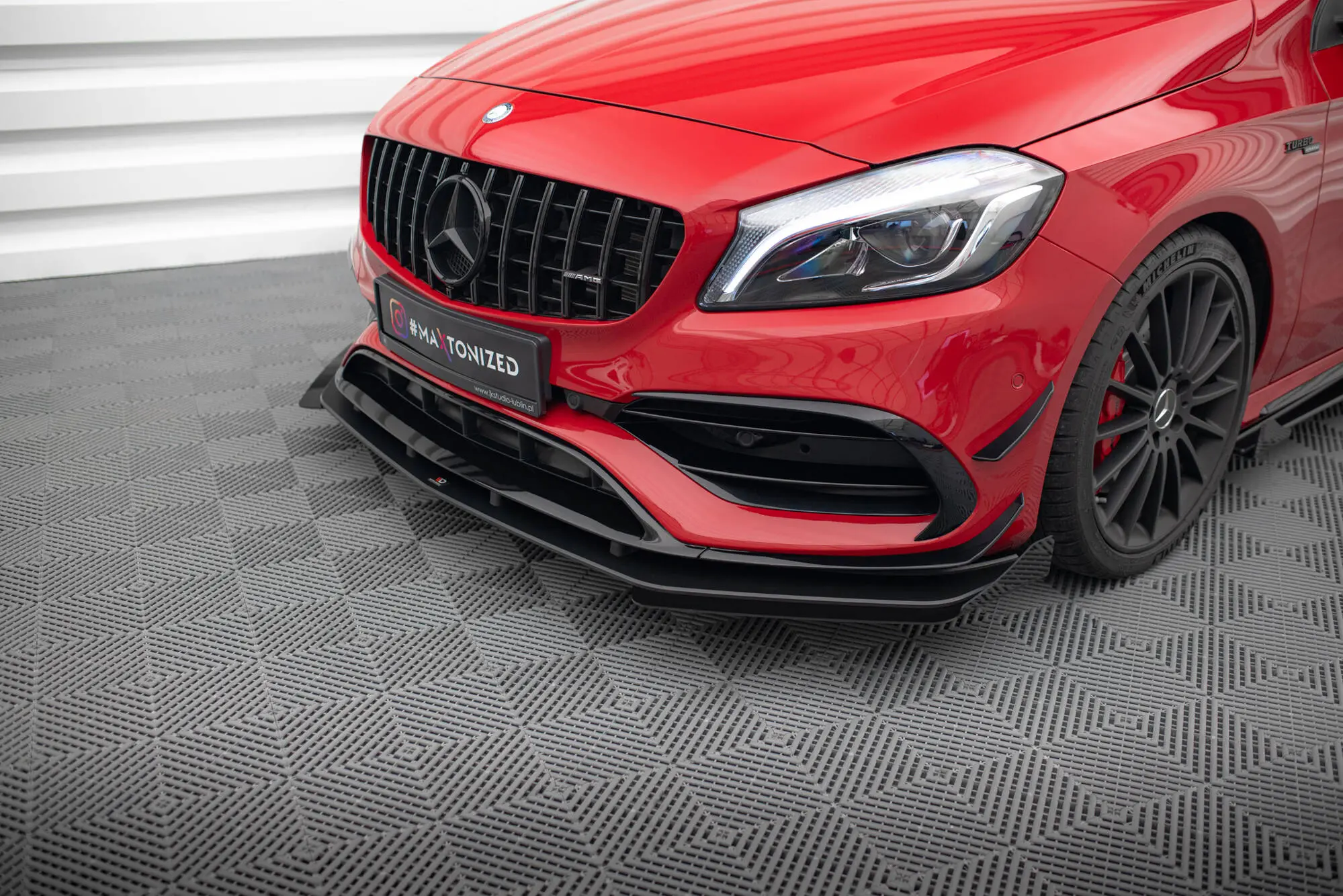 Frontspoiler + flopper Mercedes-Benz A45 AMG Aero (W176) facelift 2015 - 2018 | Street Pro Black Edition Image 4