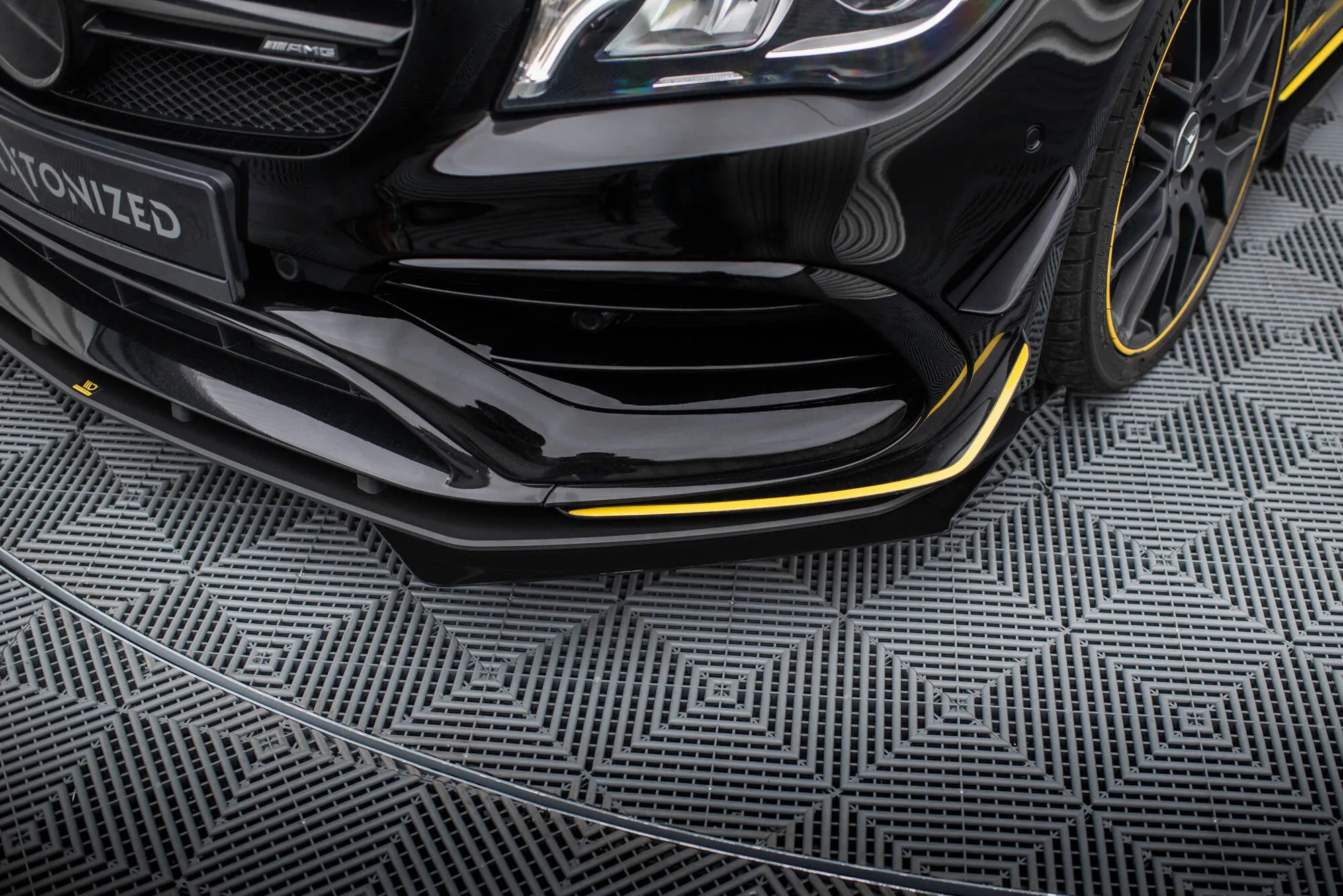 Frontspoiler + Flopper Mercedes-Benz AMG Cla 45 Aero (C117) Facelift 2017 - 2019 | Street Pro Black Edition – bilde 3