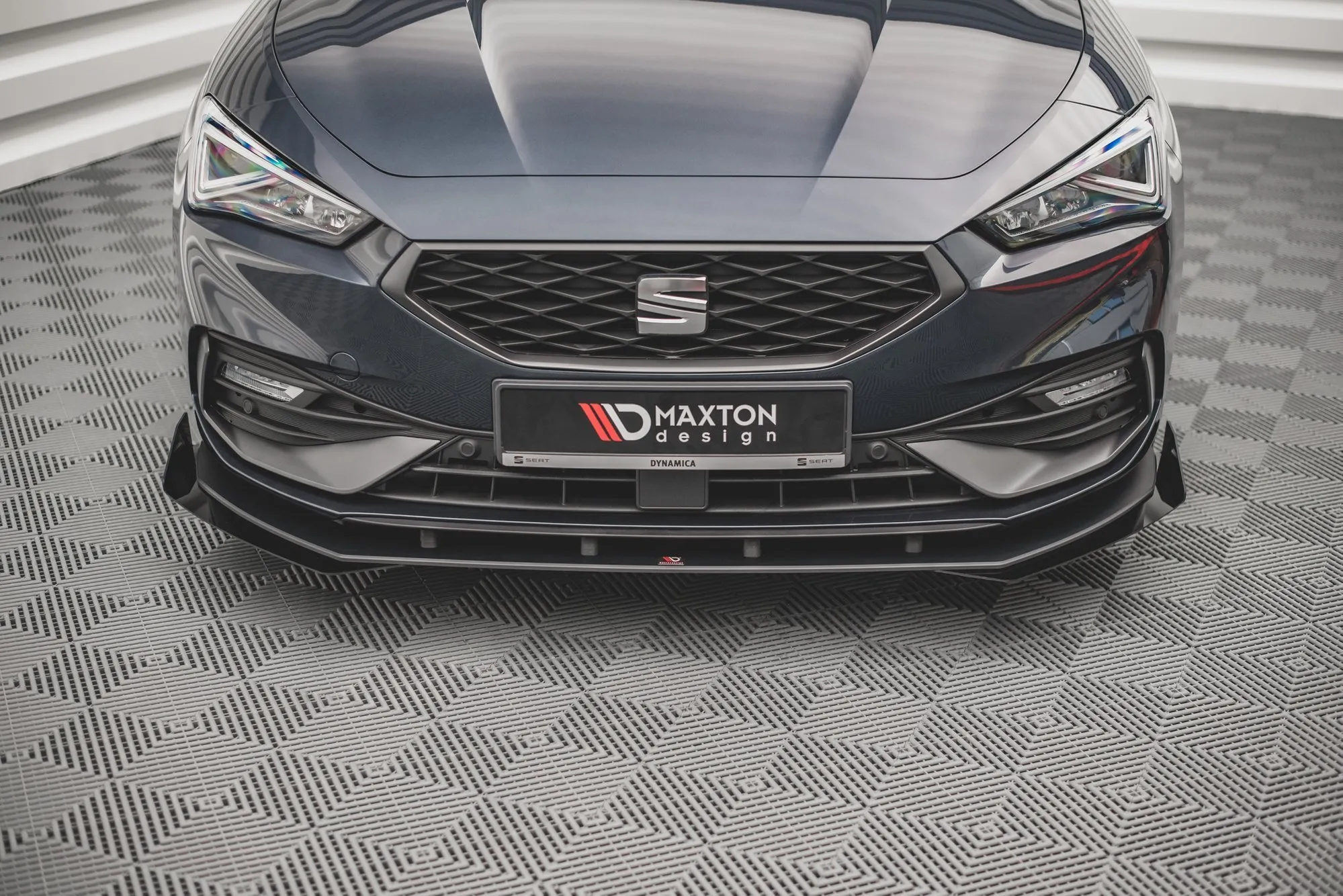 Frontspoiler + Flopper Seat Leon IV FR 2020-> | Street Pro Black Edition