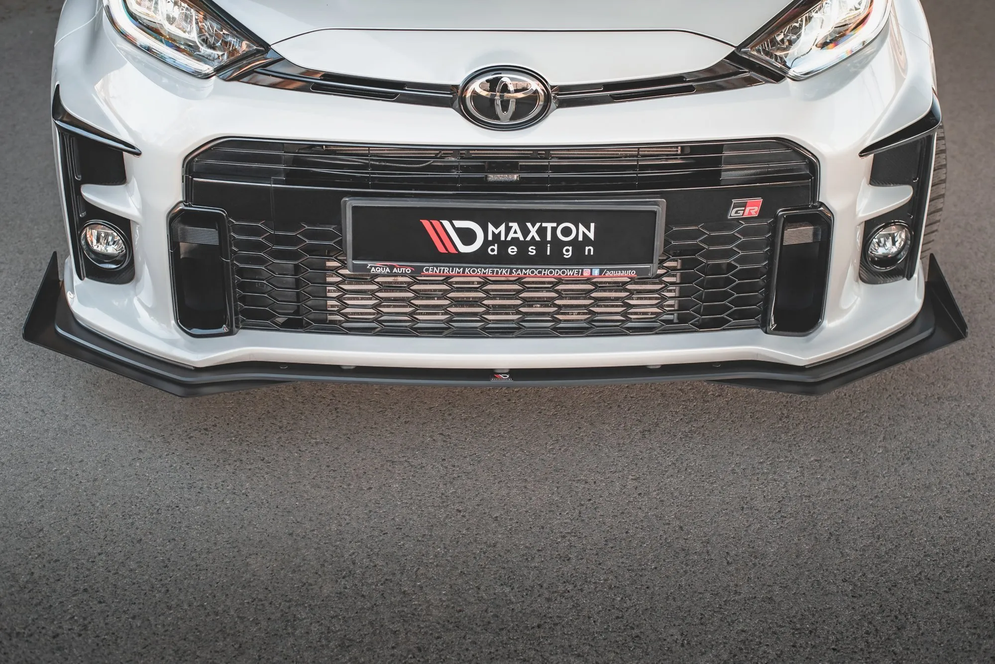 Frontspoiler + Flopper Toyota Yaris GR IV 2020-> | Street Pro Black Edition