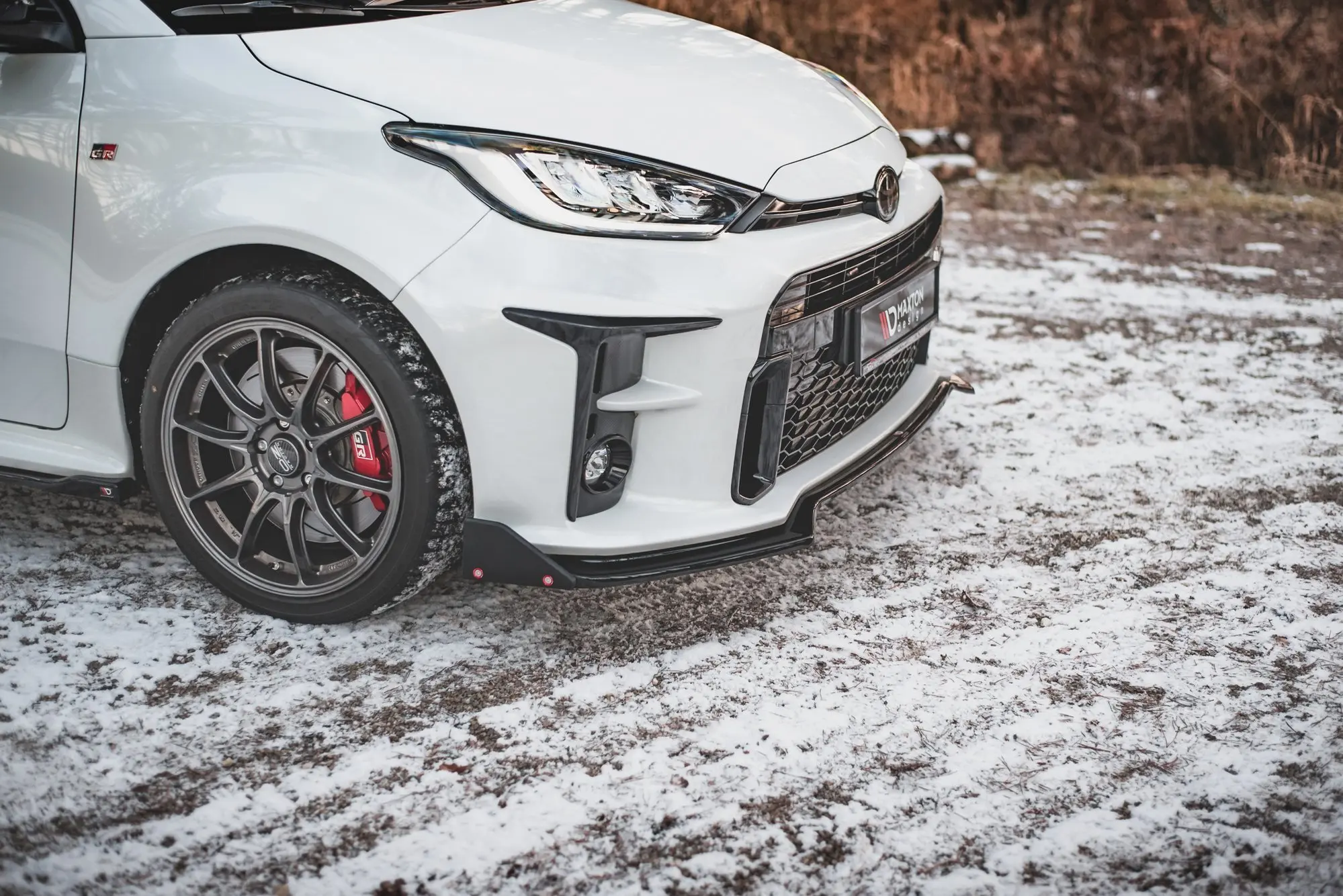 Frontspoiler + Flopper Toyota Yaris IV GR 2020-> | V.3 Glossy Black Edition – bilde 5