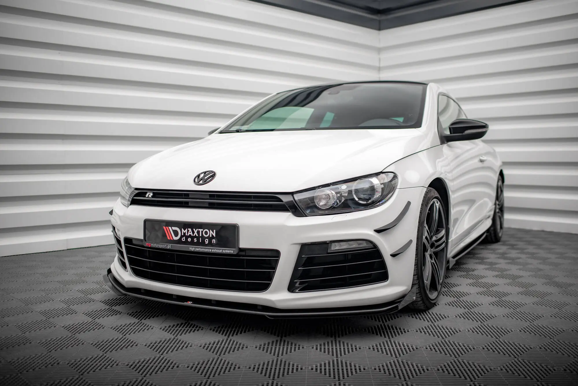 Frontspoiler + flopper VW Scirocco R mk3 2008 - 2014 | Street Pro Black Edition – bilde 4