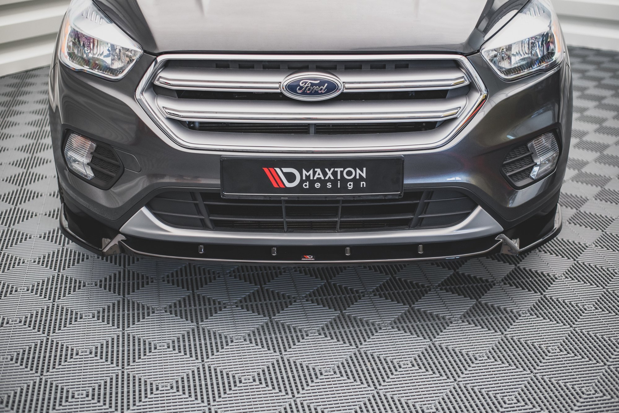 Frontspoiler Ford Escape III 2012-2019 | Glossy Black Edition