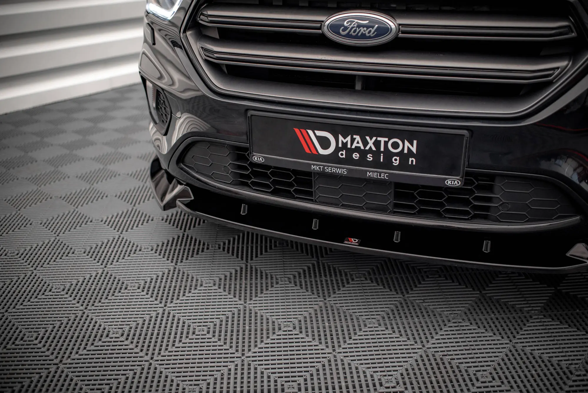 Frontspoiler Ford Escape III ST-Line 2012-2019 | V.2 Glossy Black Edition