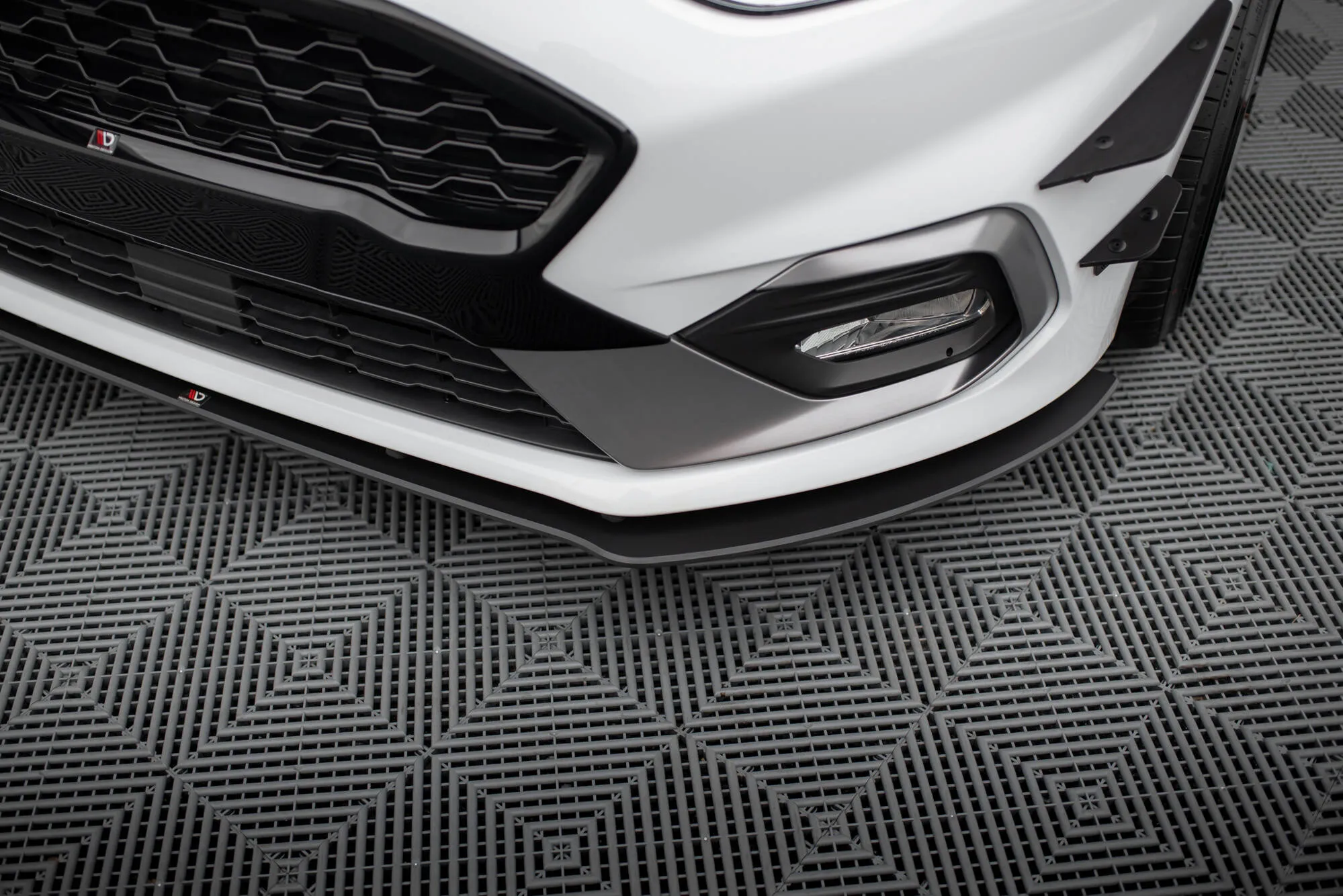 Frontspoiler Ford Fiesta Mk7 ST / ST-Line 2016 - 2023 | Street Pro Black Edition – bilde 3