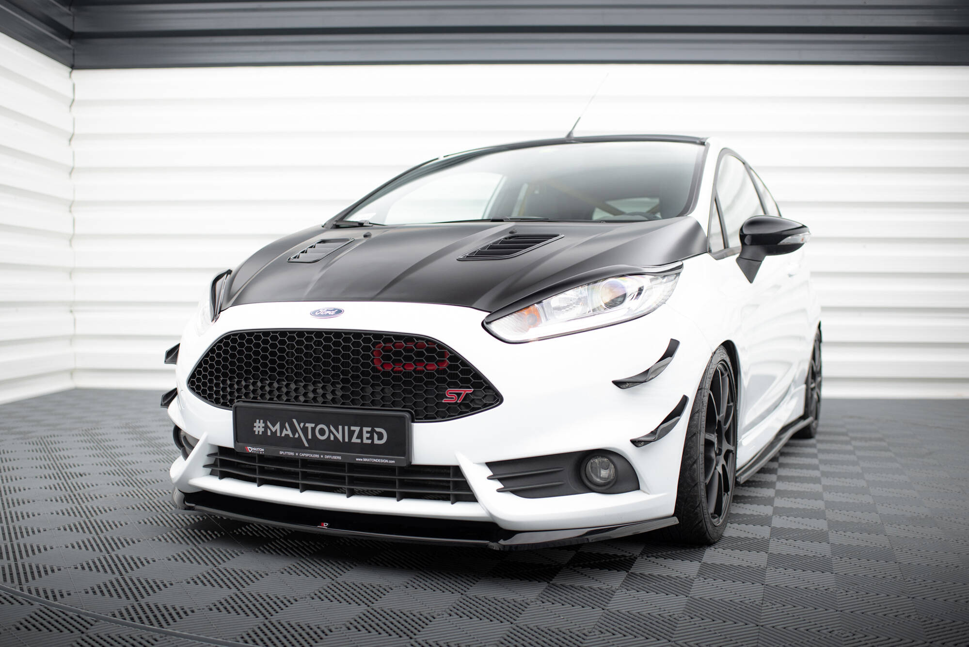 Frontspoiler Ford Fiesta ST VII Facelift 2013 - 2017 | Sport Glossy Black Edition