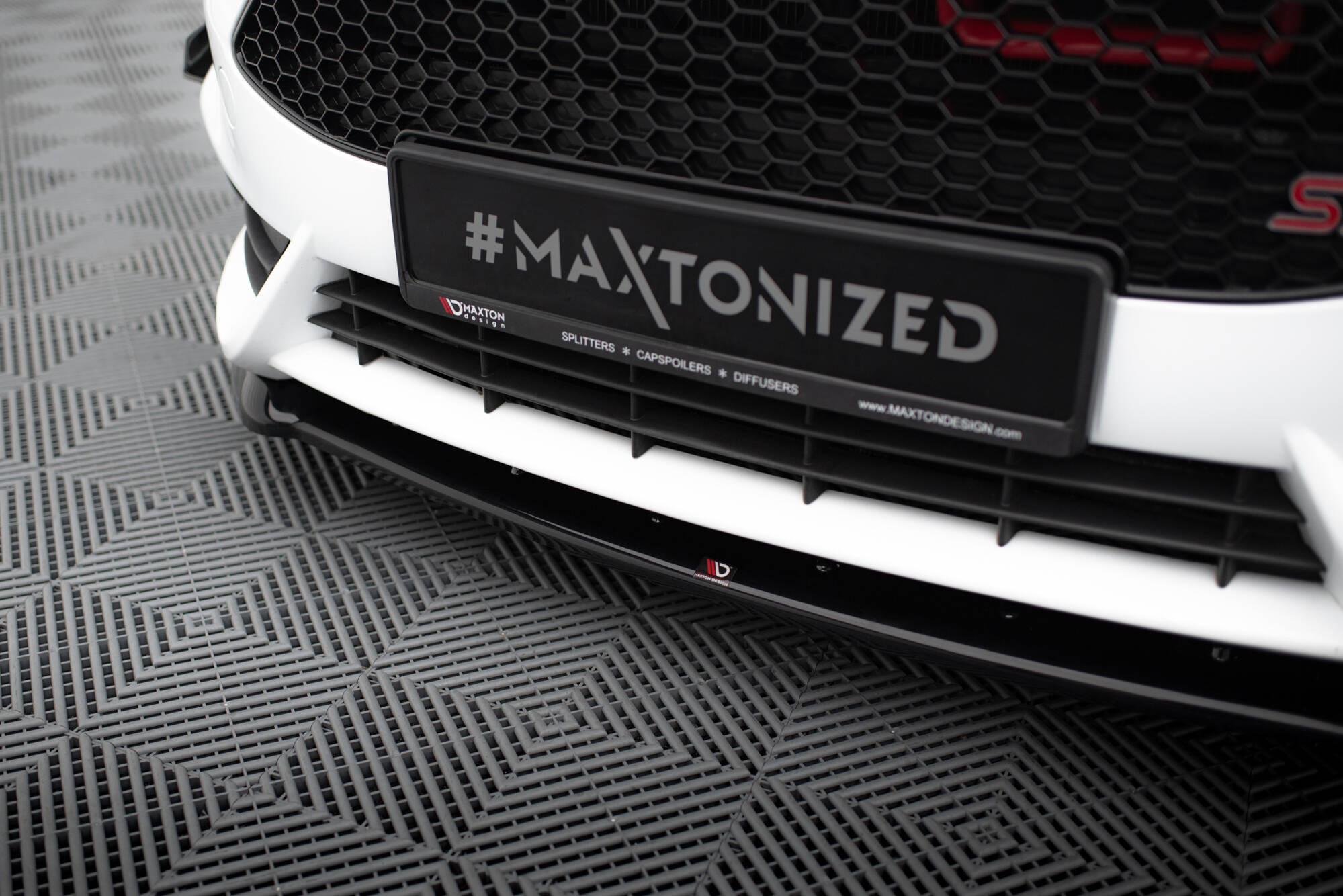 Frontspoiler Ford Fiesta ST VII Facelift 2013 - 2017 | Sport Glossy Black Edition – bilde 3
