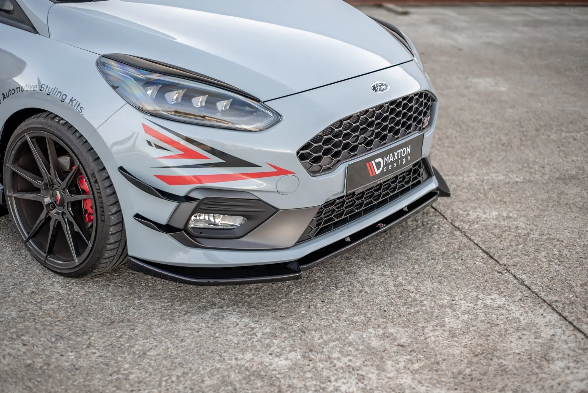 Frontspoiler Ford Fiesta VII ST-Line 2017-2021 / Fiesta VII ST 2018-2021 | V.7 Glossy Black Edition