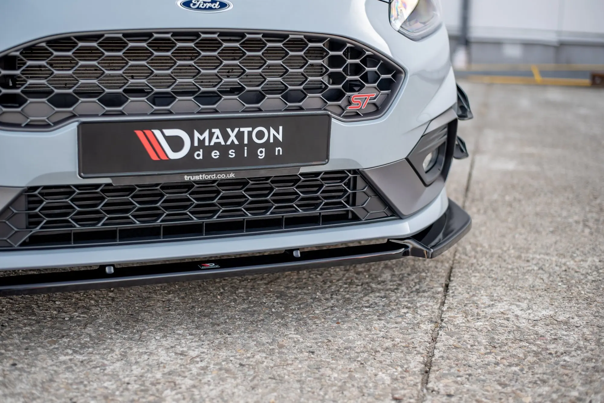 Frontspoiler Ford Fiesta VII ST-Line 2017-2021 / Fiesta VII ST 2018-2021 | V.7 Glossy Black Edition – bilde 2