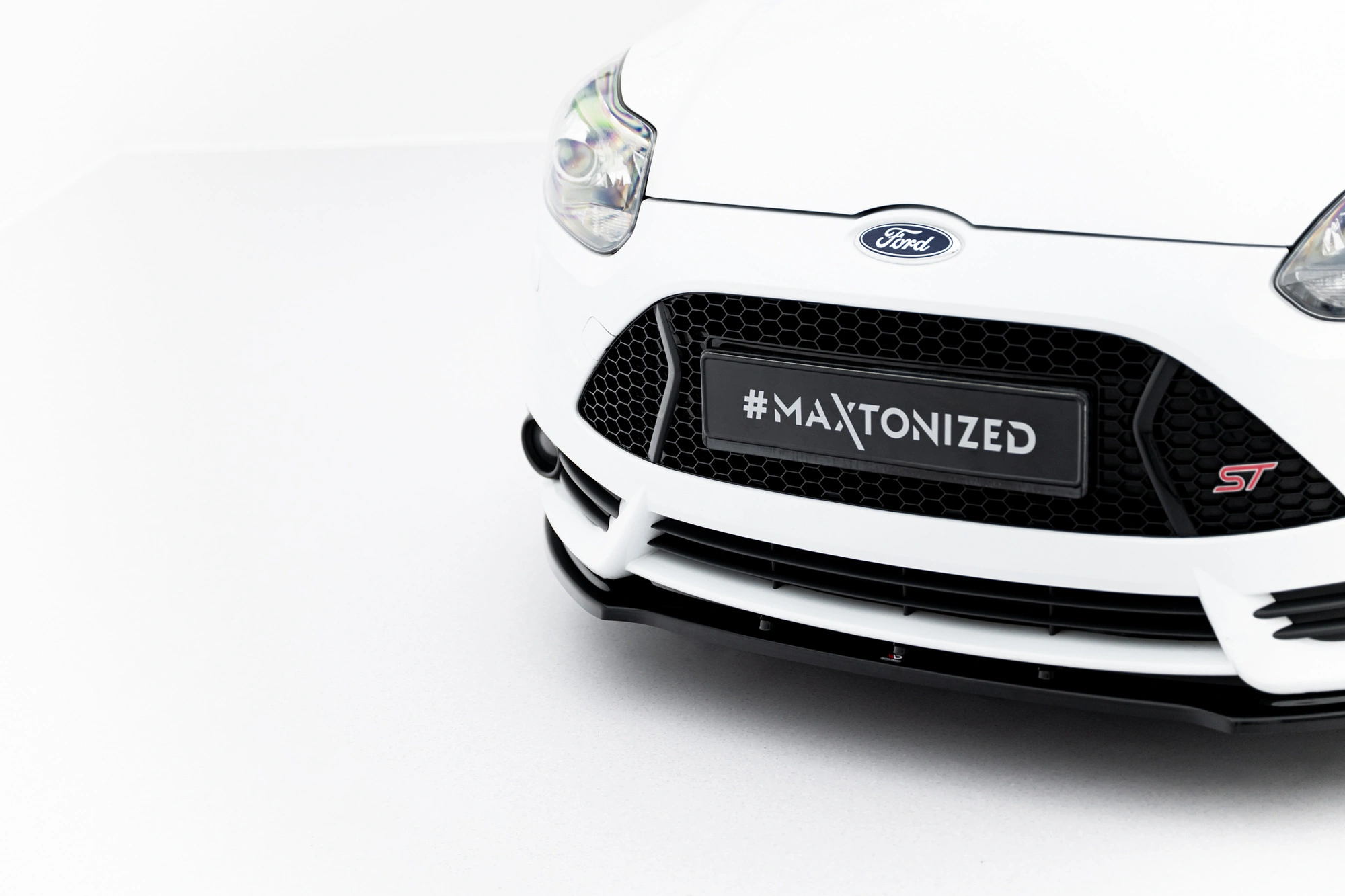 Frontspoiler Ford Focus MK3 ST 2012 - 2014 | V.1 Glossy Black Edition – bilde 4