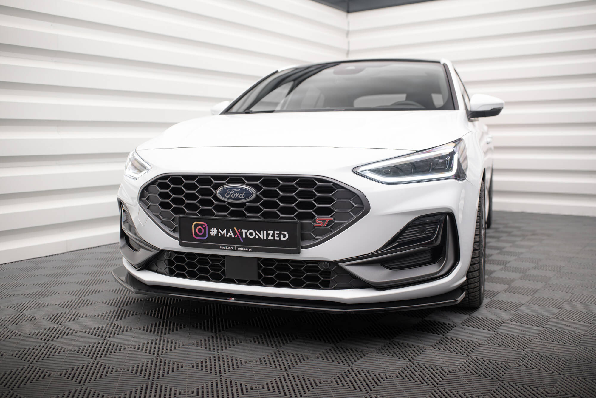Frontspoiler Ford Focus (ST/ST-Line) IV Facelift 2021 -> | V6 Sport Glossy Black Edition – bilde 4