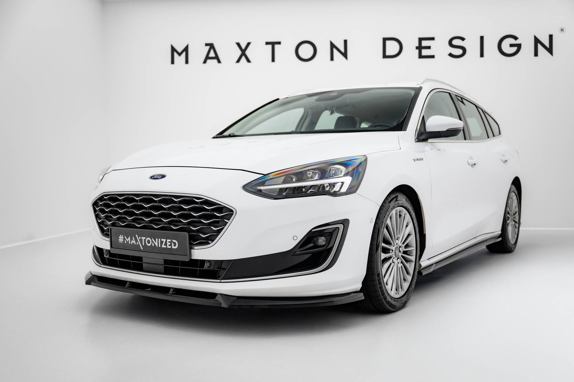 Frontspoiler Ford Focus Vignale IV 2018 - 2021 | V2 Sport Glossy Black Edition – bilde 4
