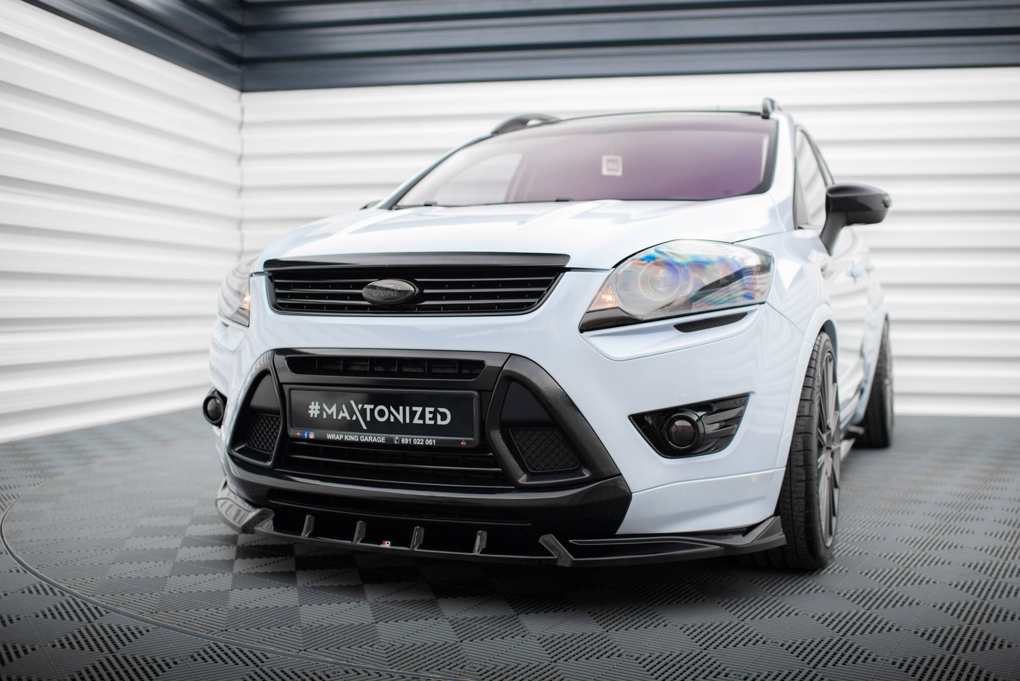 Frontspoiler Ford Kuga ST I 2008 - 2013 | Sport Glossy Black Edition
