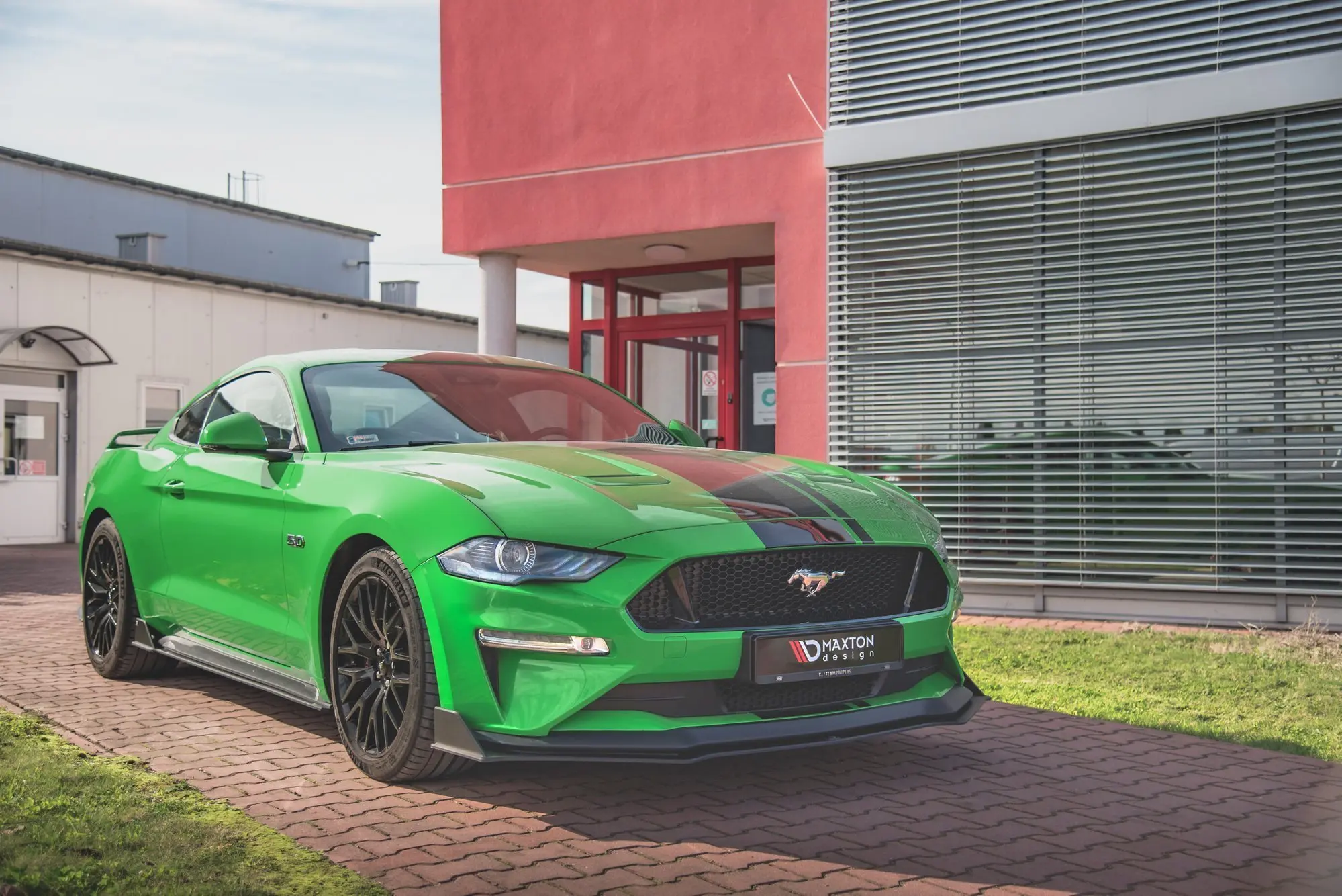 Frontspoiler Ford Mustang VI GT Facelift 2017 - 2023 | V.2 Street Pro Black Edition – bilde 3