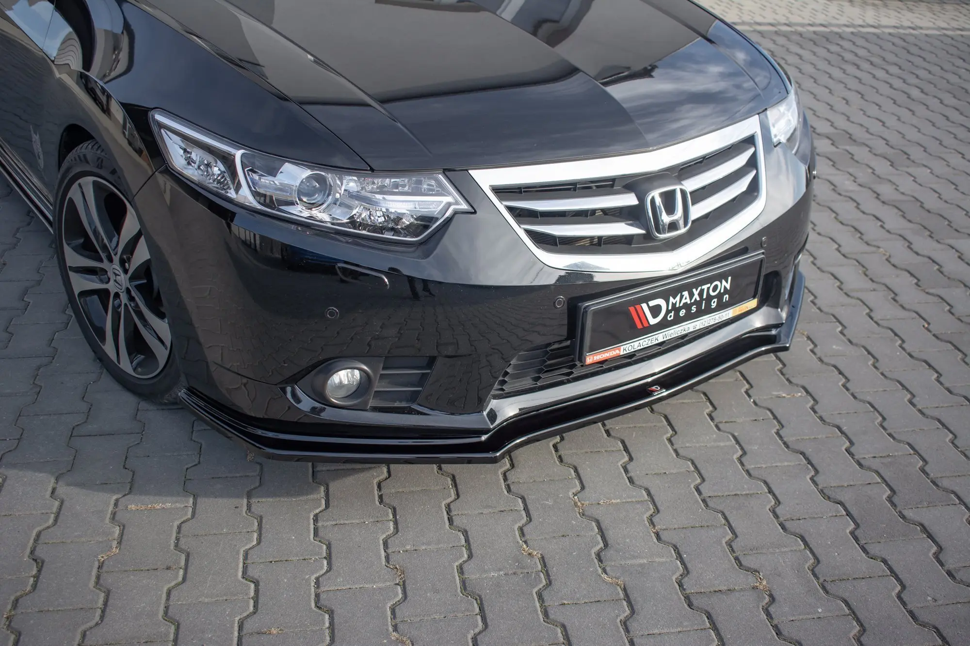 Frontspoiler Honda Accord VIII ( CU series) Facelift 2011-2015 | Glossy Black Edition – bilde 3