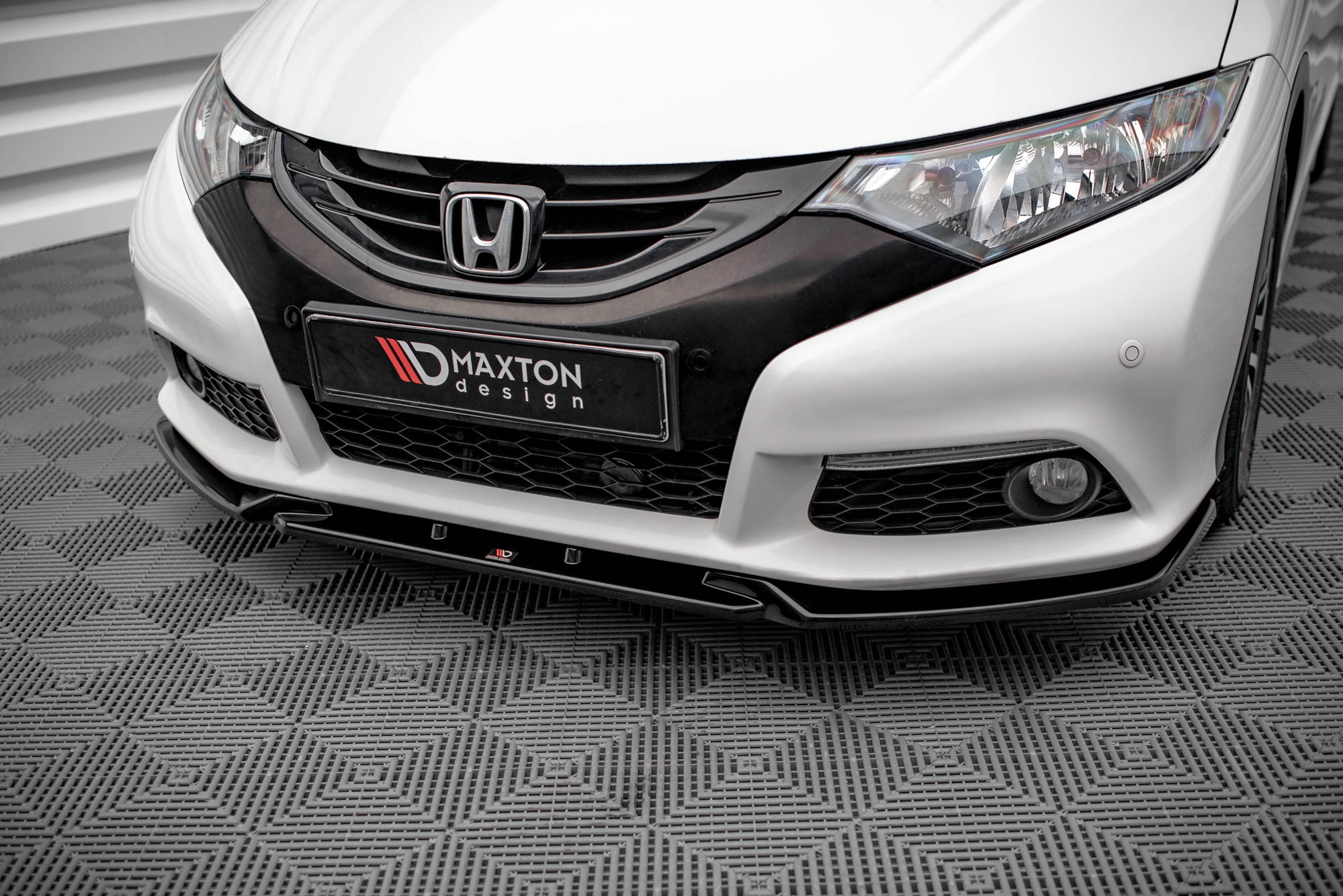 Frontspoiler Honda Civic IX 2011-2014 | V.2 Glossy Black Edition – bilde 3
