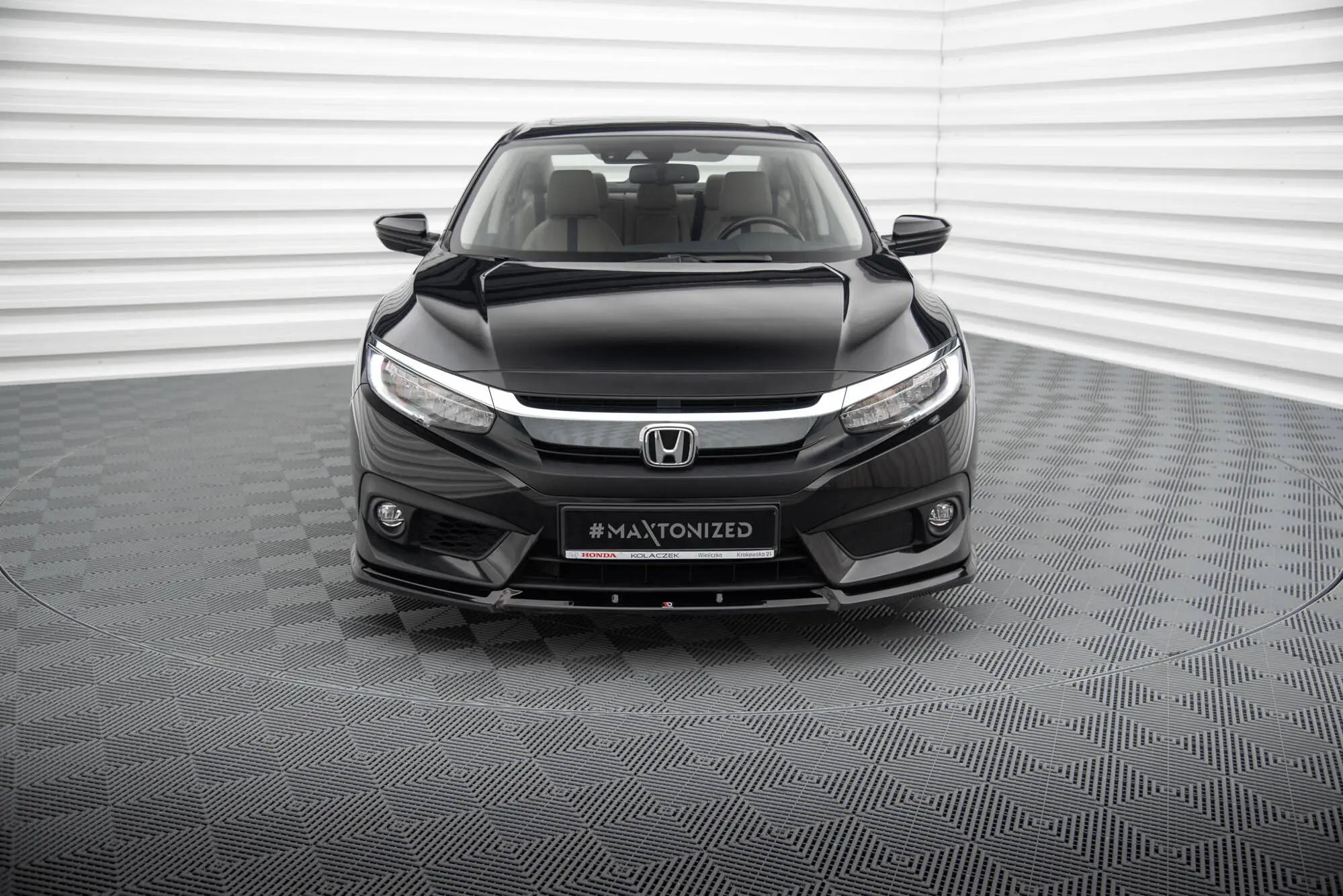 Frontspoiler Honda Civic mk10 2017 - 2022 | V.1 Glossy Black Edition