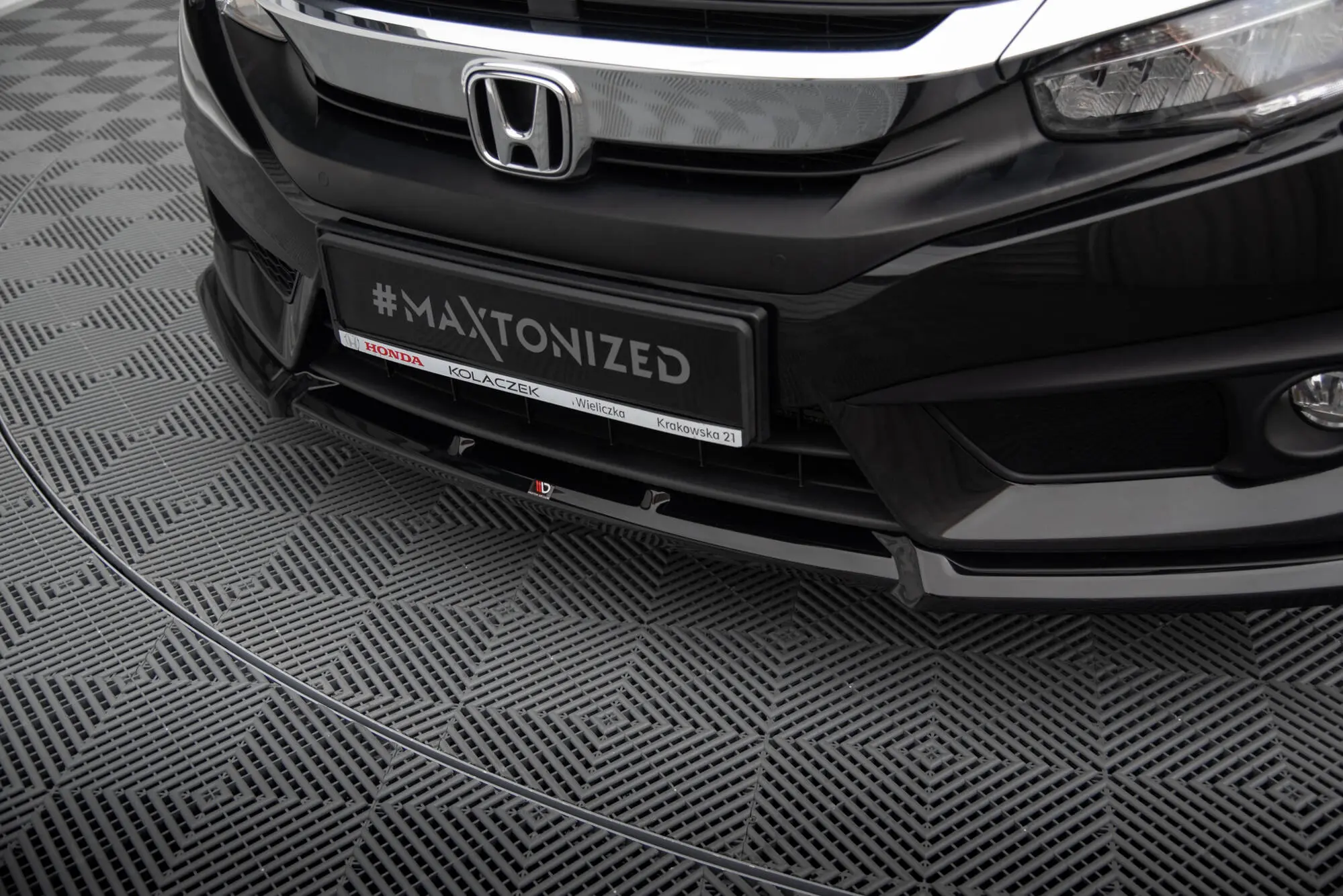 Frontspoiler Honda Civic mk10 2017 - 2022 | V.1 Glossy Black Edition – bilde 3