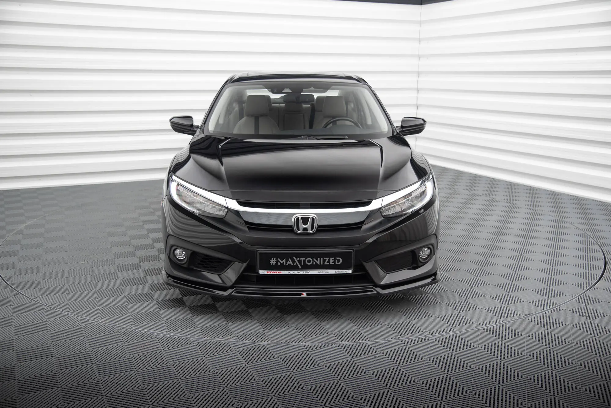 Frontspoiler Honda Civic mk10 2017 - 2022 | V.2 Glossy Black Edition