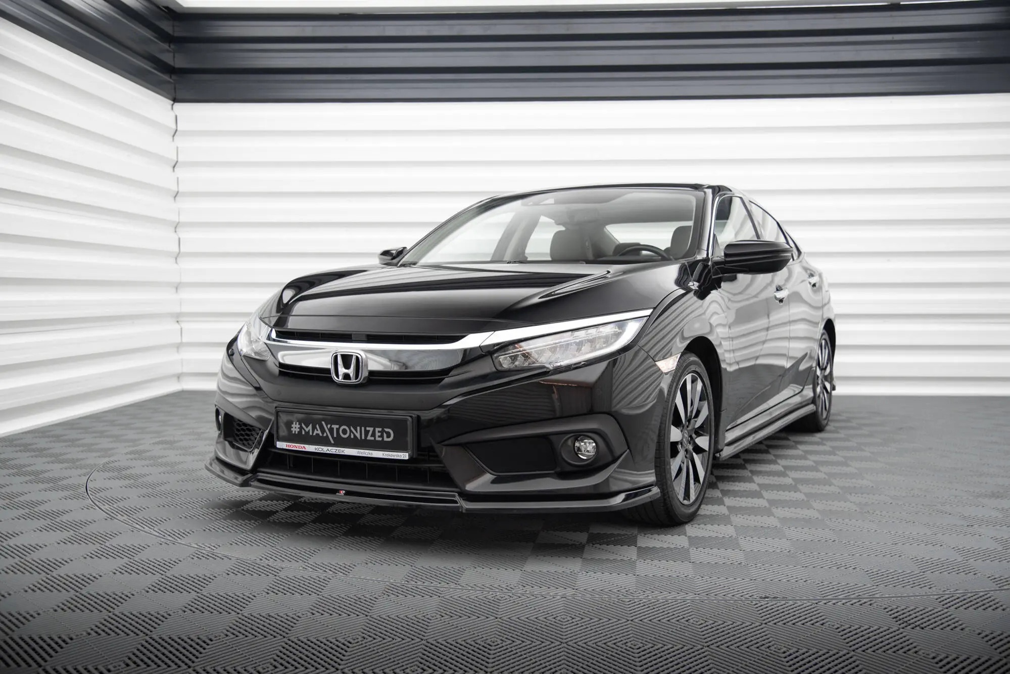 Frontspoiler Honda Civic mk10 2017 - 2022 | V.2 Glossy Black Edition – bilde 3