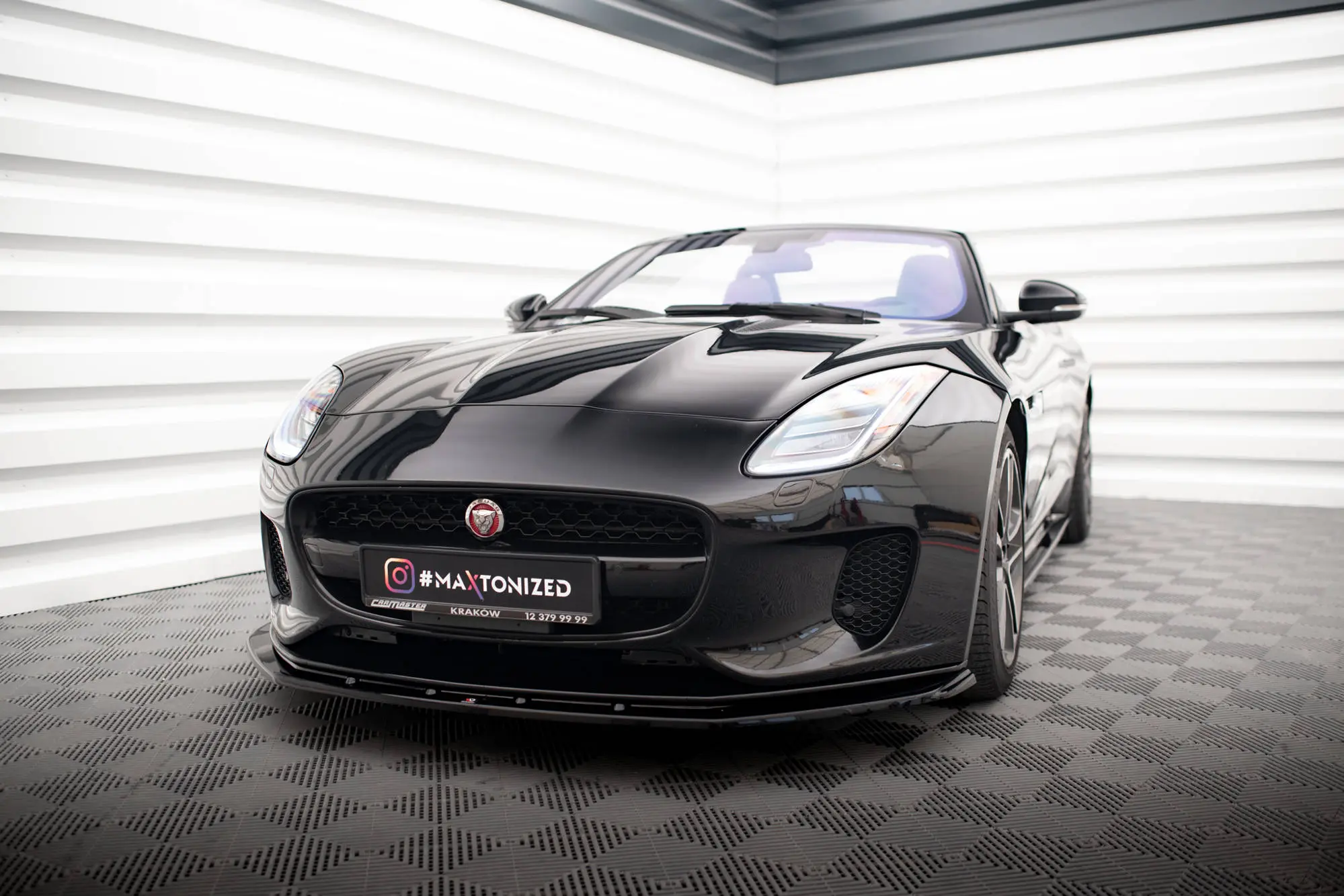 Frontspoiler Jaguar F-Type Facelift 2016-2020 | V.1 Glossy Black Edition – bilde 4