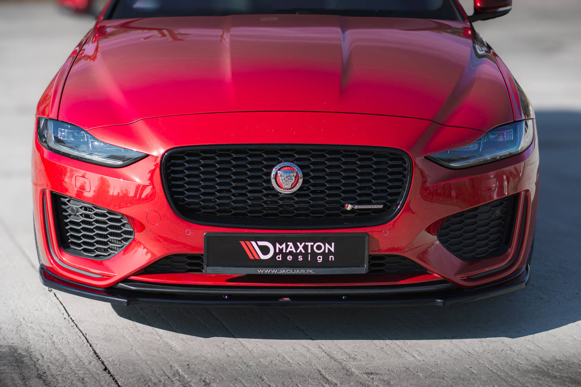 Frontspoiler Jaguar XE R-Dynamic (X760) Facelift 2019 - 2024 | Sport Glossy Black Edition