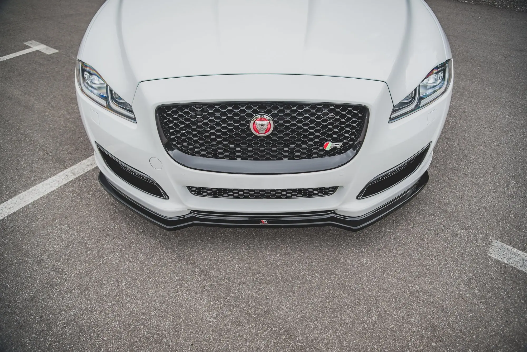 Frontspoiler Jaguar XJ (X351) Facelift 2015-2019 | Glossy Black Edition